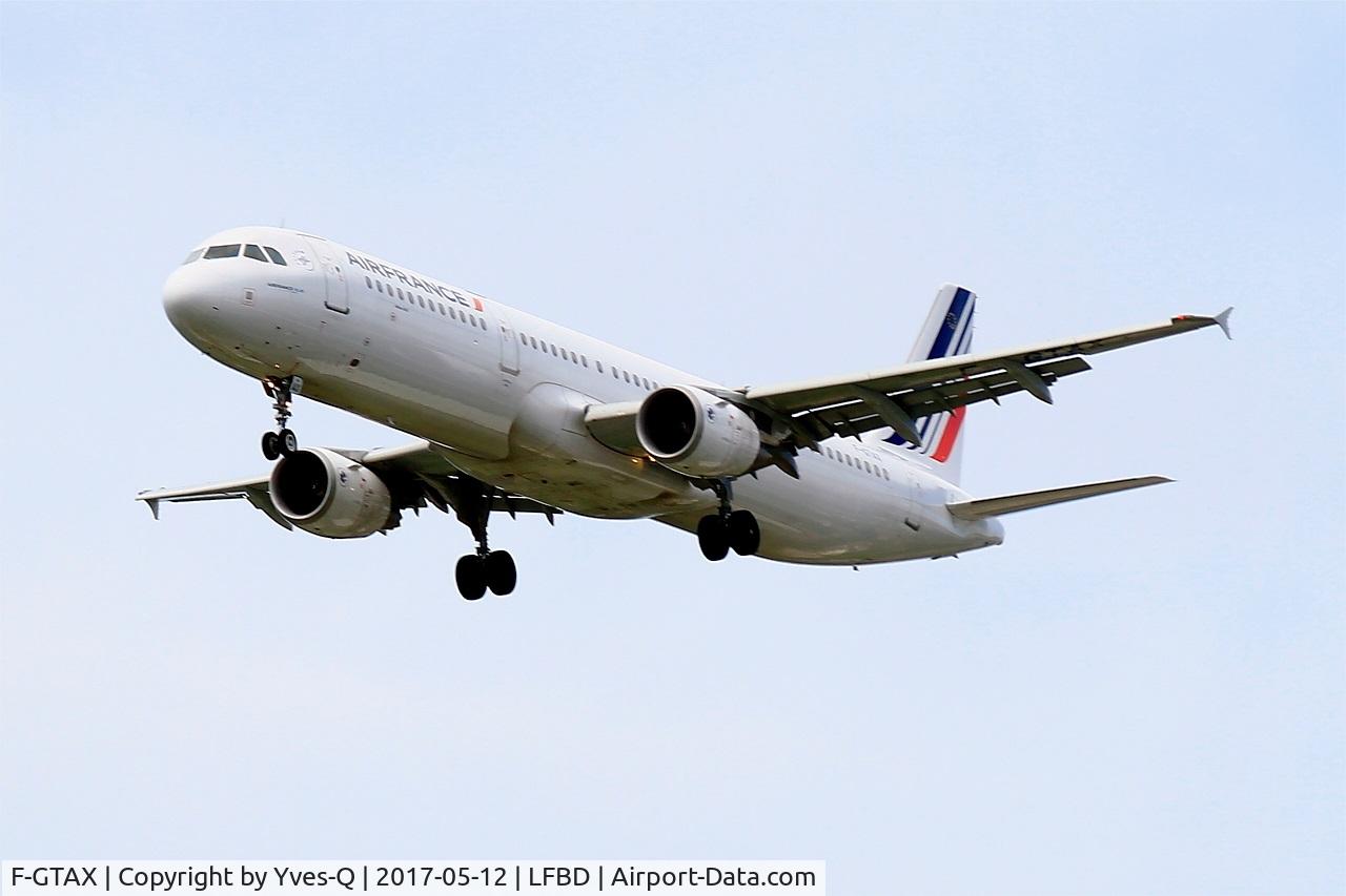 F-GTAX, 2009 Airbus A321-212 C/N 3930, Airbus A321-212, Short approach rwy 23, Bordeaux Mérignac airport (LFBD-BOD)