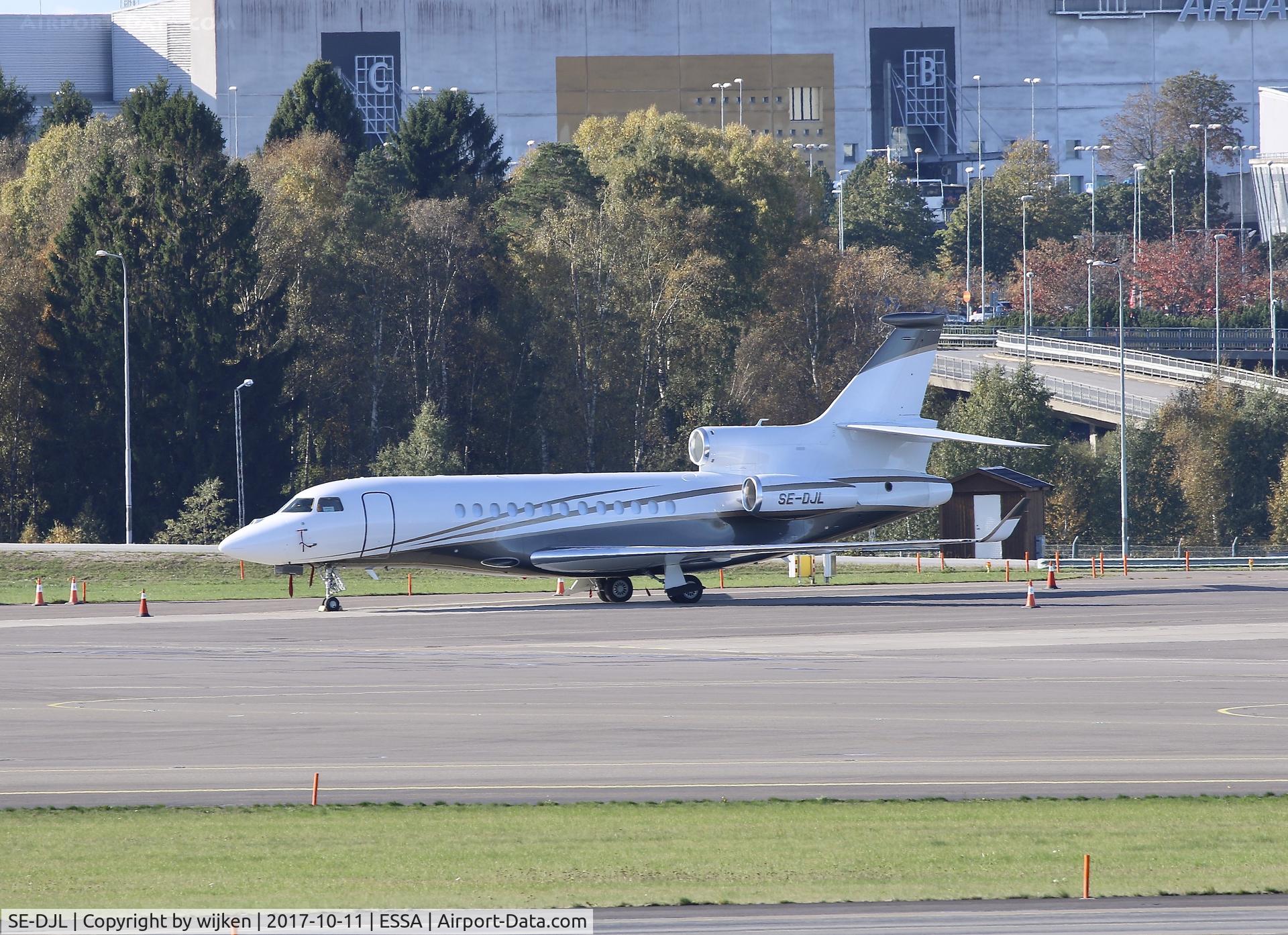 SE-DJL, 2008 Dassault Falcon 7X C/N 040, Ramp M