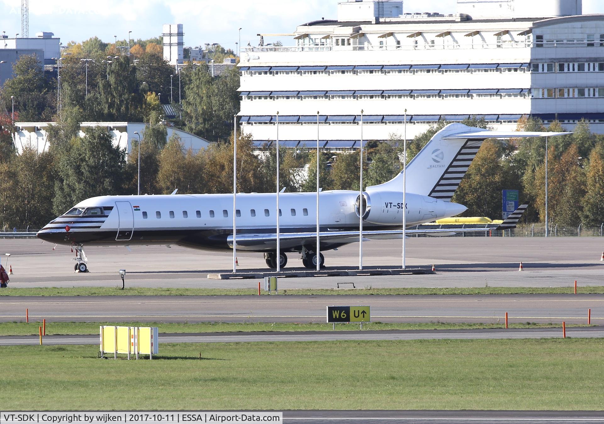 VT-SDK, 2007 Bombardier BD-700 1A10 Global Express C/N 9228, Ramp M