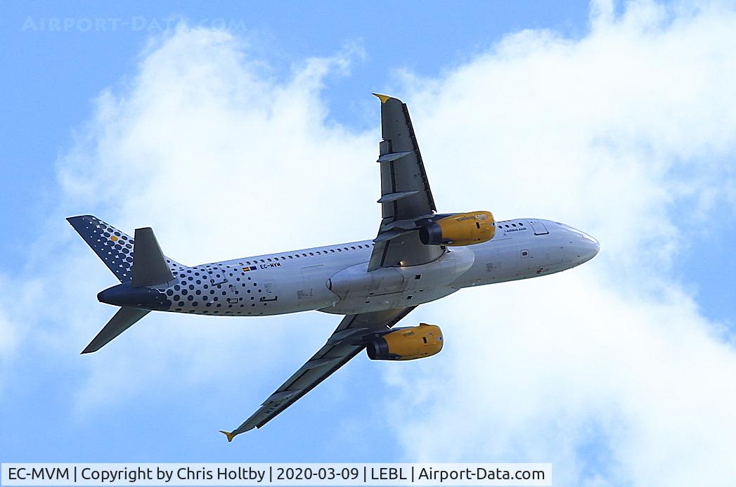 EC-MVM, 2006 Airbus A320-232 C/N 2747, Just taken off from Barcelona's El Prat Airport