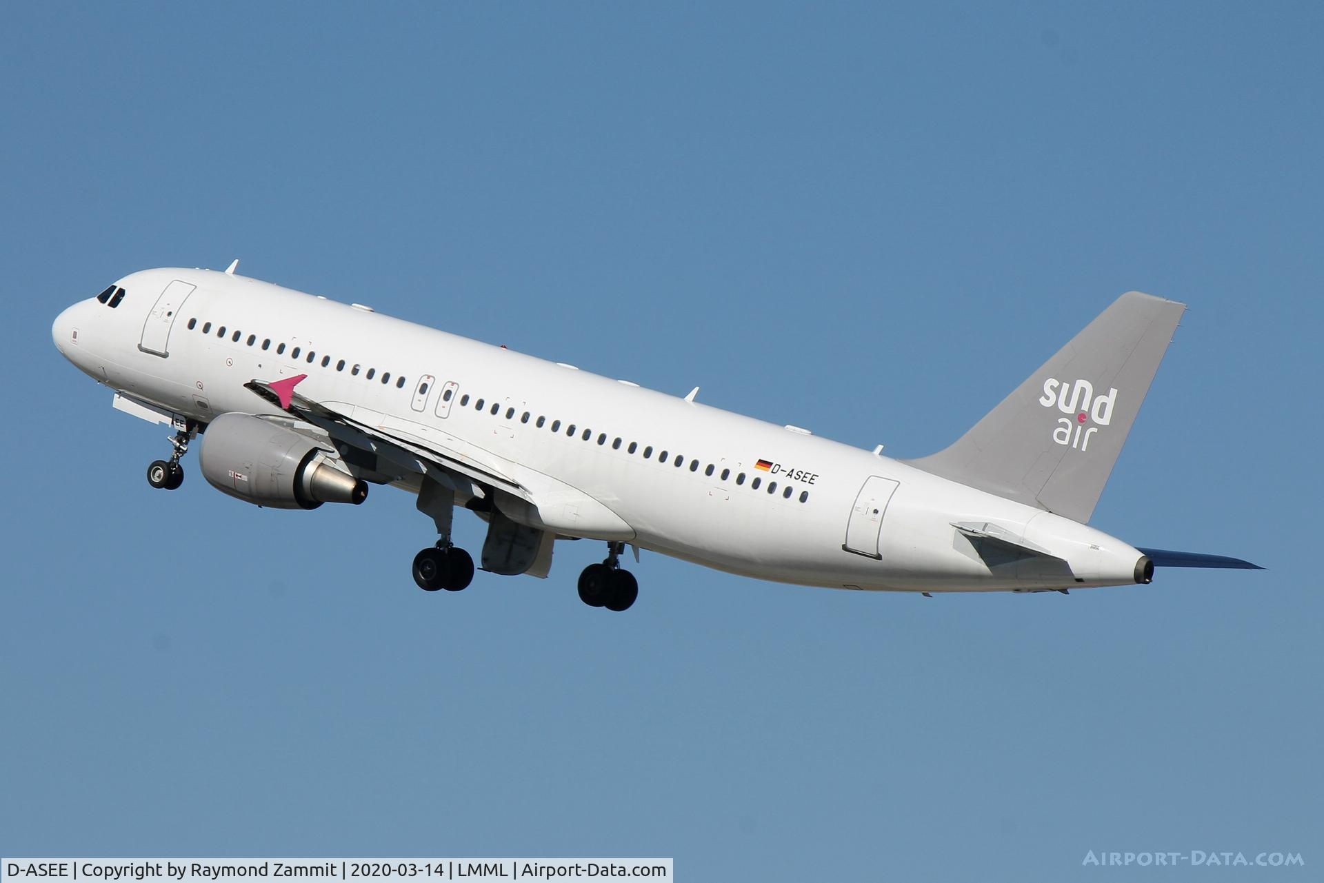 D-ASEE, 2011 Airbus A320-214 C/N 4953, A320 D-ASEE Sundair