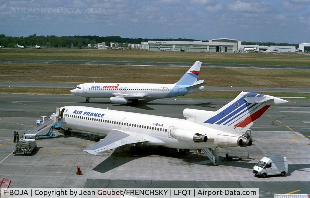 F-BOJA, 1968 Boeing 727-228 C/N 19543, au parking pour Alger