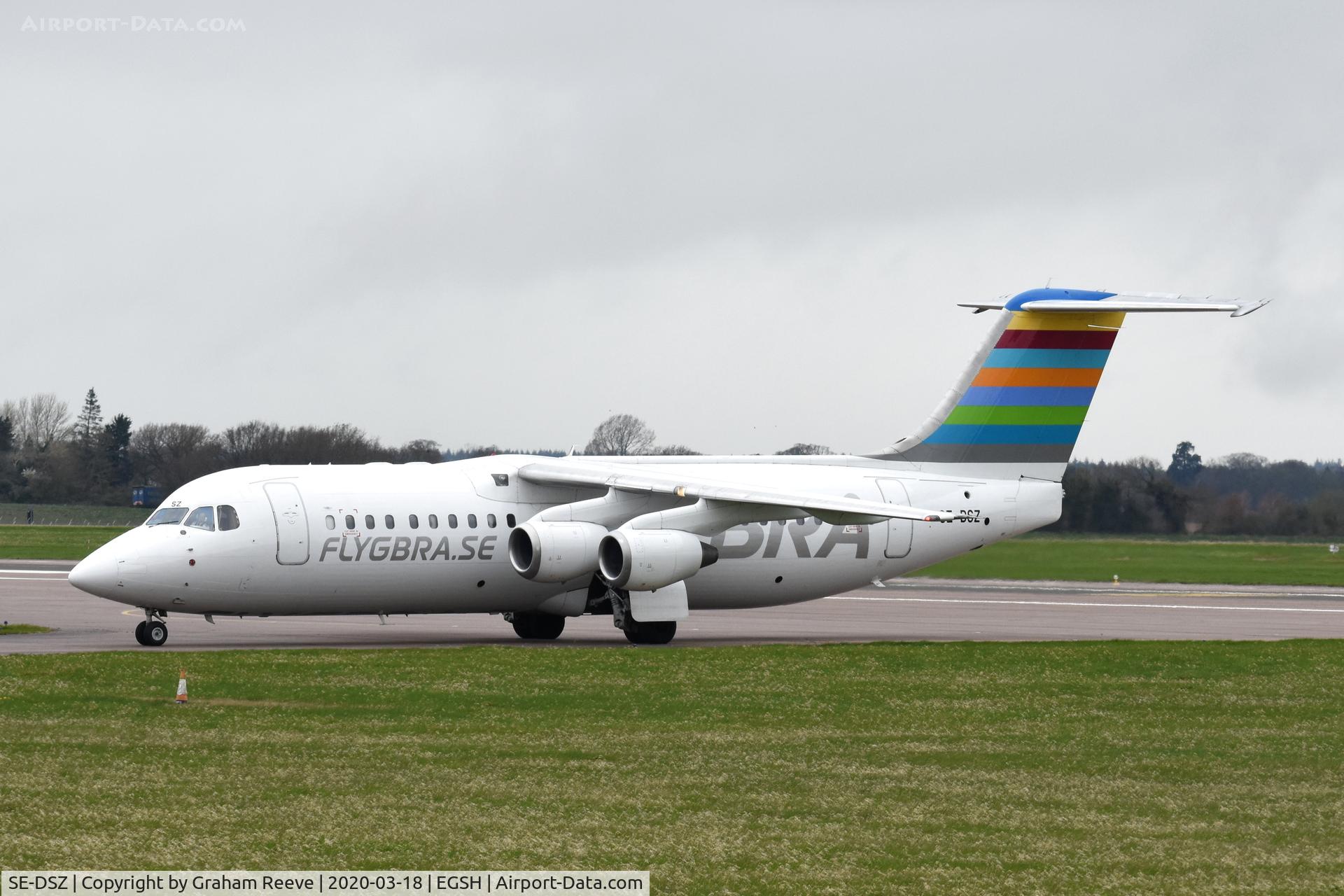 SE-DSZ, 2000 British Aerospace Avro 146-RJ100 C/N E3380, Just landed at Norwich.