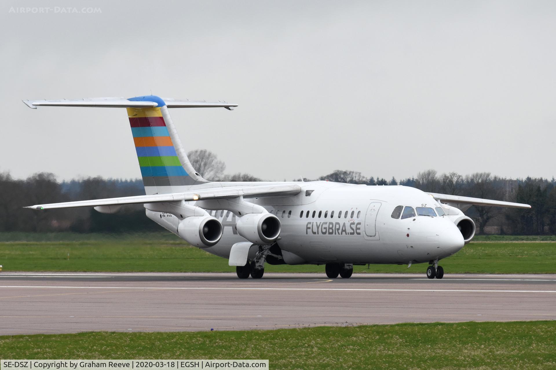SE-DSZ, 2000 British Aerospace Avro 146-RJ100 C/N E3380, Just landed at Norwich.