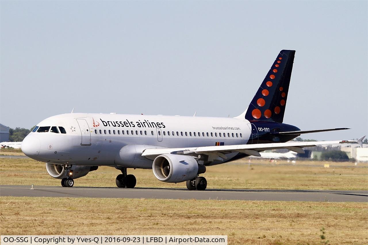 OO-SSG, 2000 Airbus A319-112 C/N 1160, Airbus A319-112, Taxiing to holding point rwy 05, Bordeaux Mérignac airport (LFBD-BOD)