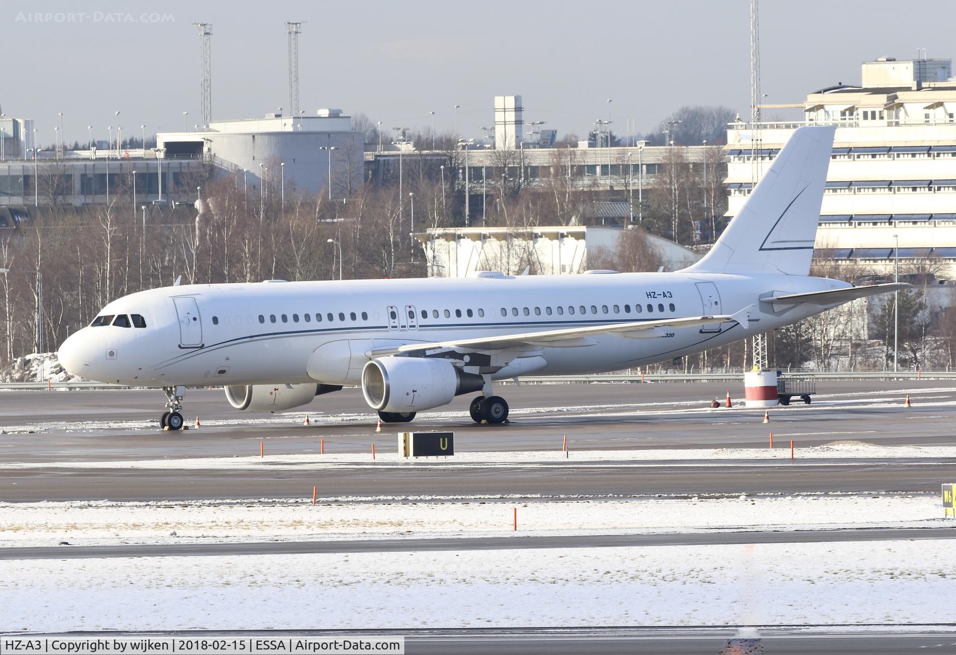 HZ-A3, 1998 Airbus A320-214 C/N 764, Ramp M