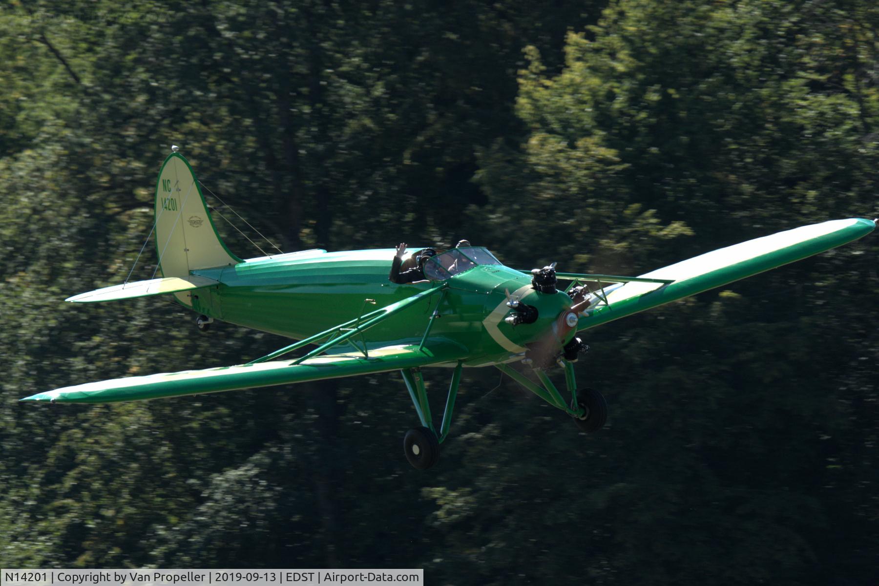 N14201, 1934 Kinner SPORTSTER B. C/N 122, Kinner Sportster B coming in to land at Hahnweide airfield, Germany. OTT 2019