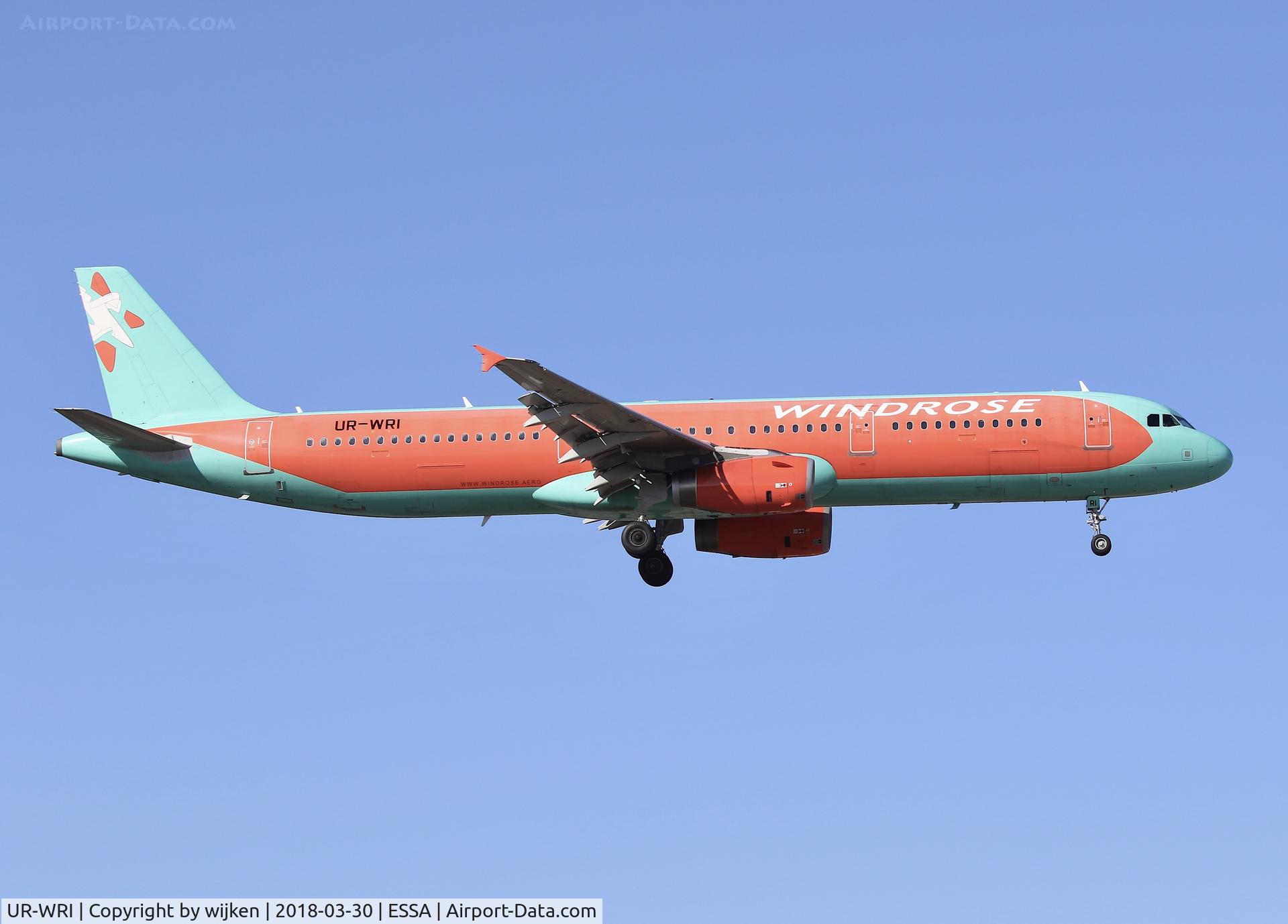 UR-WRI, 2006 Airbus A321-231 C/N 2682, RWY 01L