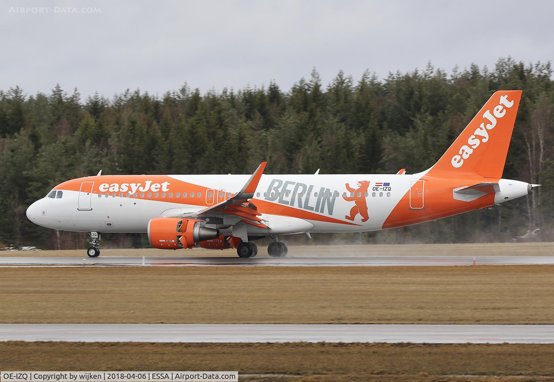 OE-IZQ, 2015 Airbus A320-214 C/N 6877, RWY 01R