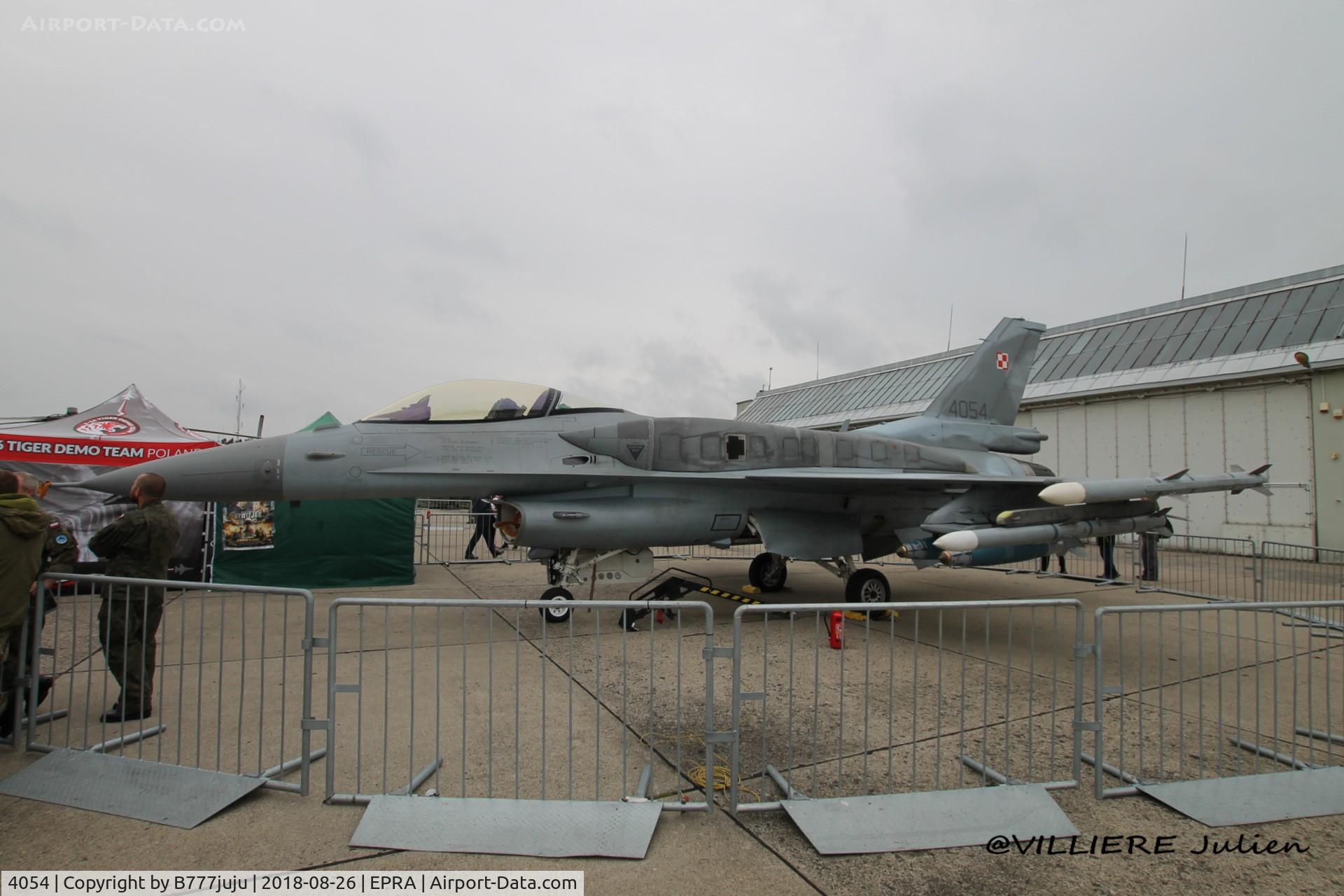 4054, Lockheed Martin F-16C Fighting Falcon C/N JC-15, at Radom