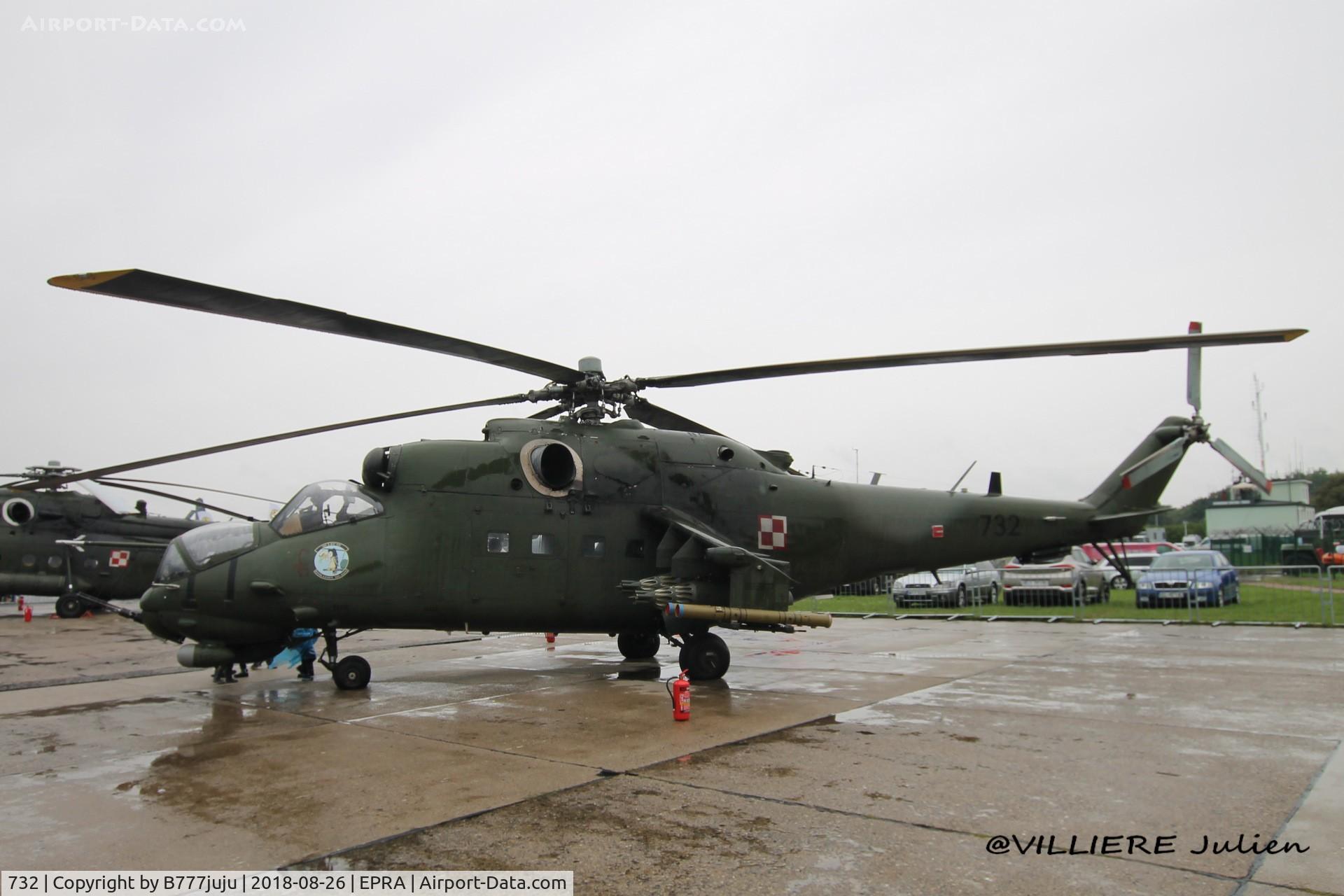 732, 1986 Mil Mi-24V Hind E C/N 410732, at Radom