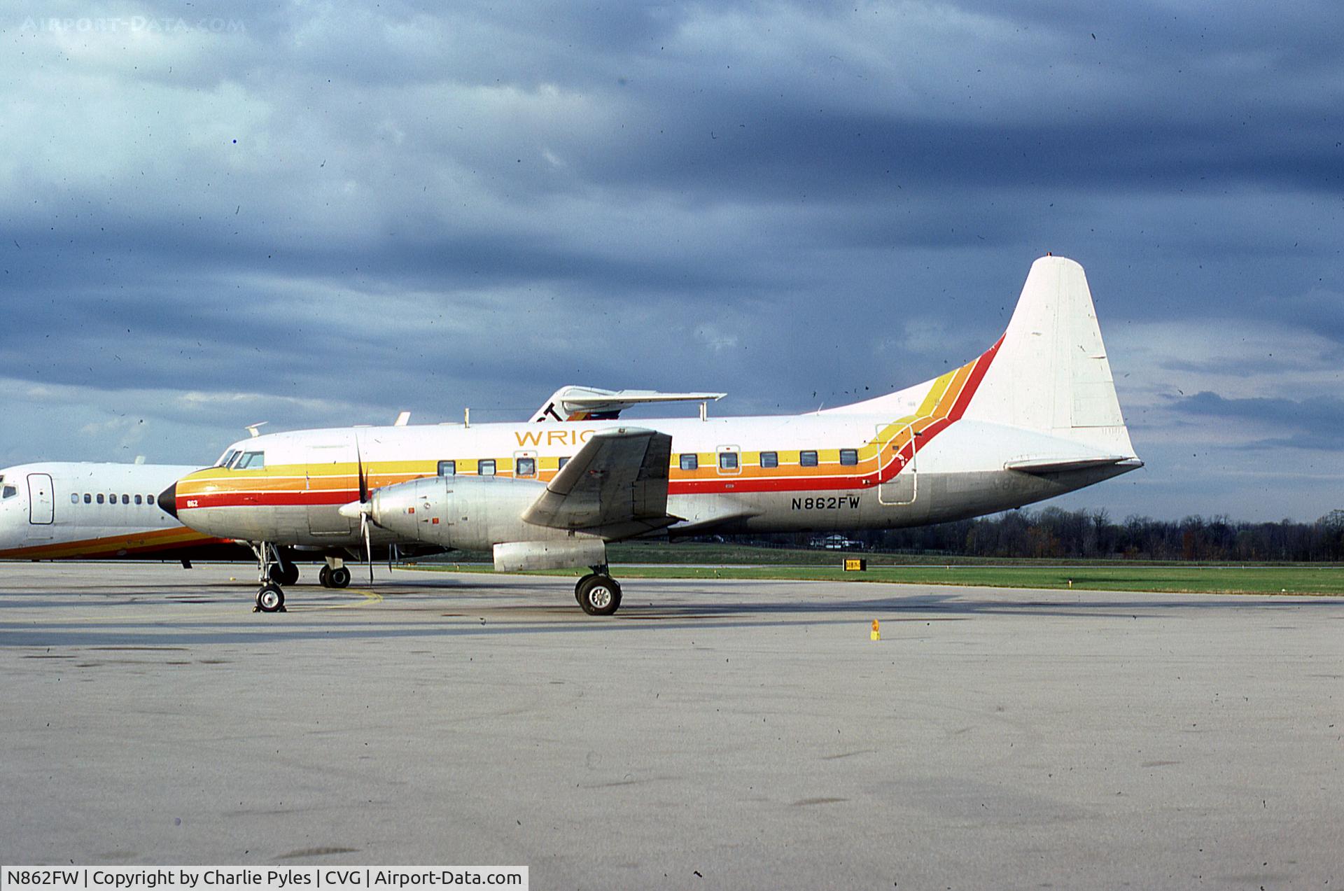 N862FW, 1952 Convair CV-640 C/N 9, Wright CV640 with Best DC-9 N2892Q behind
