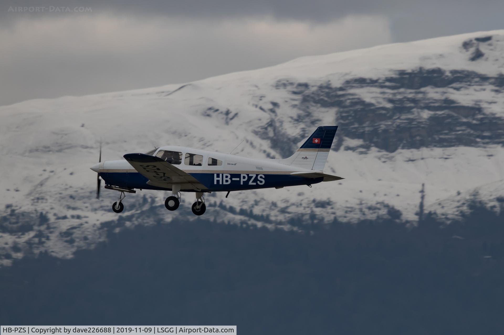 HB-PZS, 2007 Piper PA-28-161 C/N 2842296, its hard to beat Geneva for a great shot, HB PZS heading out for a sight seeing flight