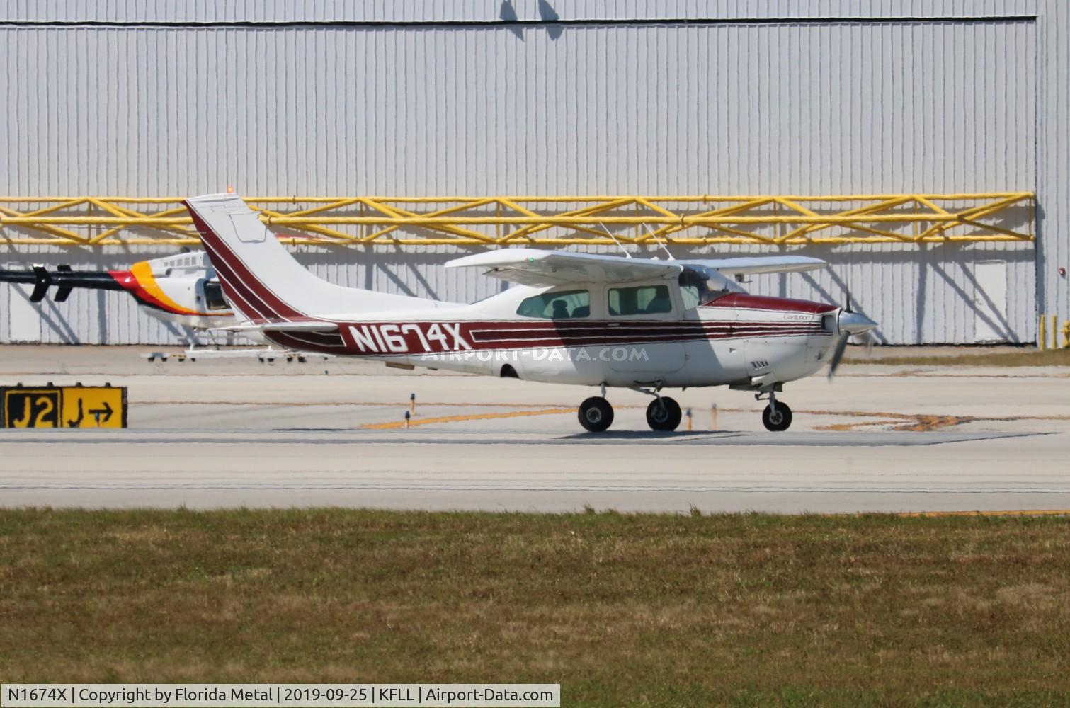 N1674X, 1975 Cessna 210L Centurion C/N 21060709, Cessna 210L