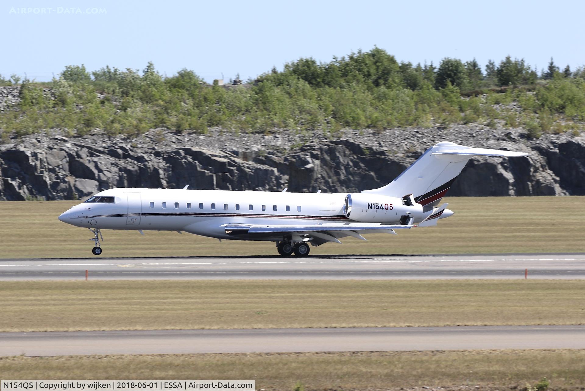 N154QS, Bombardier BD-700-1A10 Global Express 6000 C/N 9804, RWY 01R