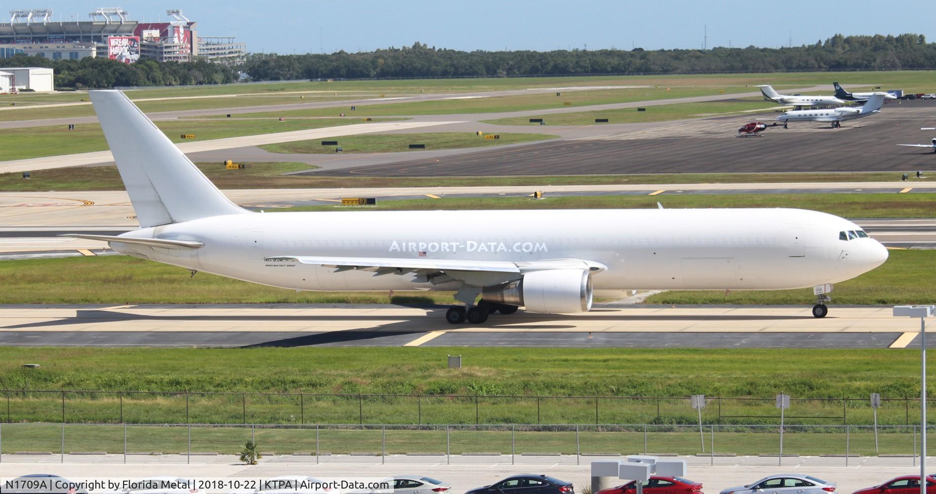 N1709A, 1988 Boeing 767-375 C/N 24086, Amazon 767