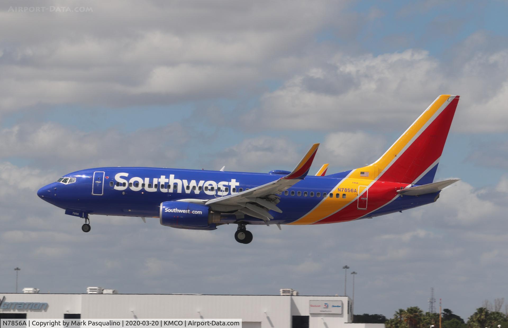 N7856A, 2001 Boeing 737-7Q8 C/N 30630, Boeing 737-7Q8