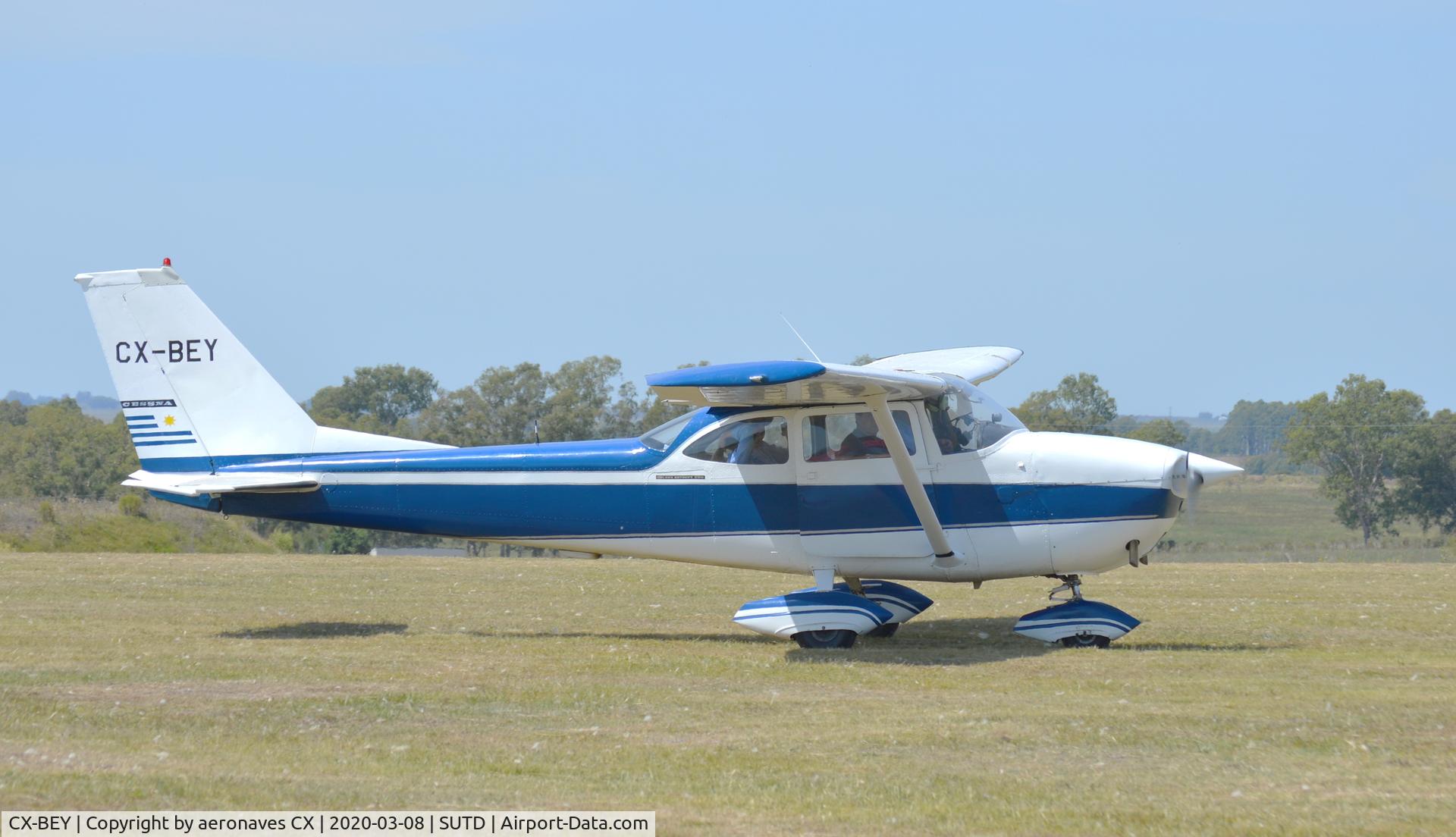CX-BEY, 1966 Cessna 172H Skyhawk C/N 17255308, en festival aéreo Aero club de flores.