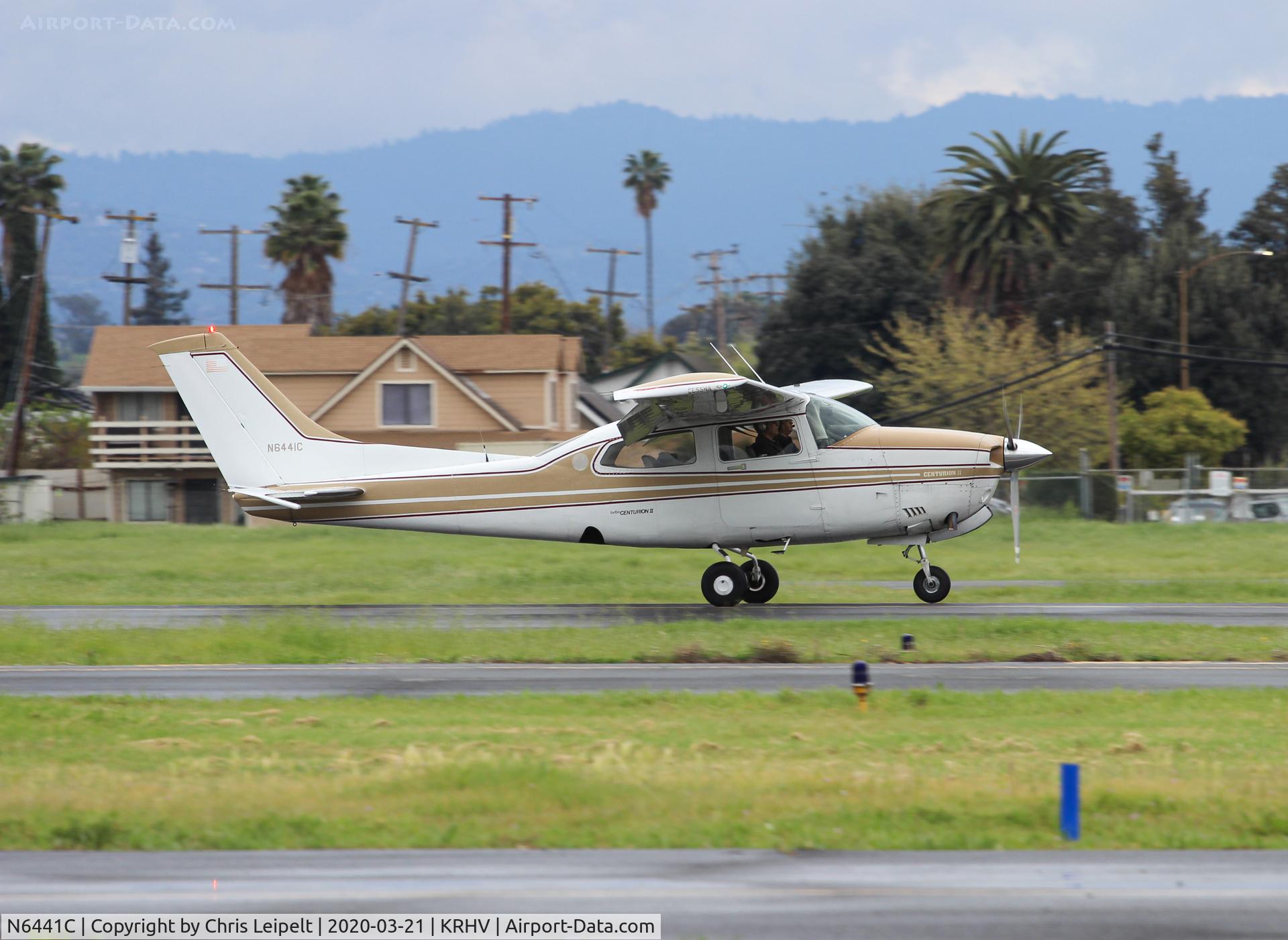 N6441C, 1980 Cessna T210N Turbo Centurion C/N 21063889, Locally based 1980 Cessna 210N landing at Reid Hillview Airport, San Jose, CA.