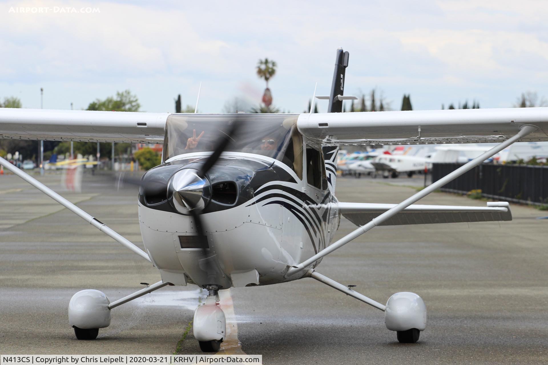 N413CS, 2016 Cessna 182T Skylane Skylane C/N 18282413, 2016 Cessna 182T Skylane taxing out for departure at Reid Hillview Airport, San Jose, CA.