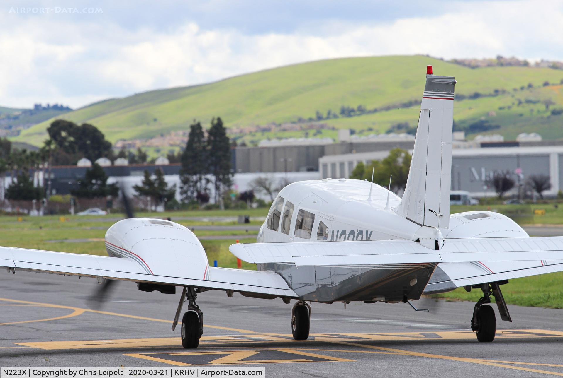 N223X, Piper PA-34-200T C/N 34-7970288, Locally based Piper PA-34-200T taxing out for departure at Reid Hillview Airport, San Jose, CA.
