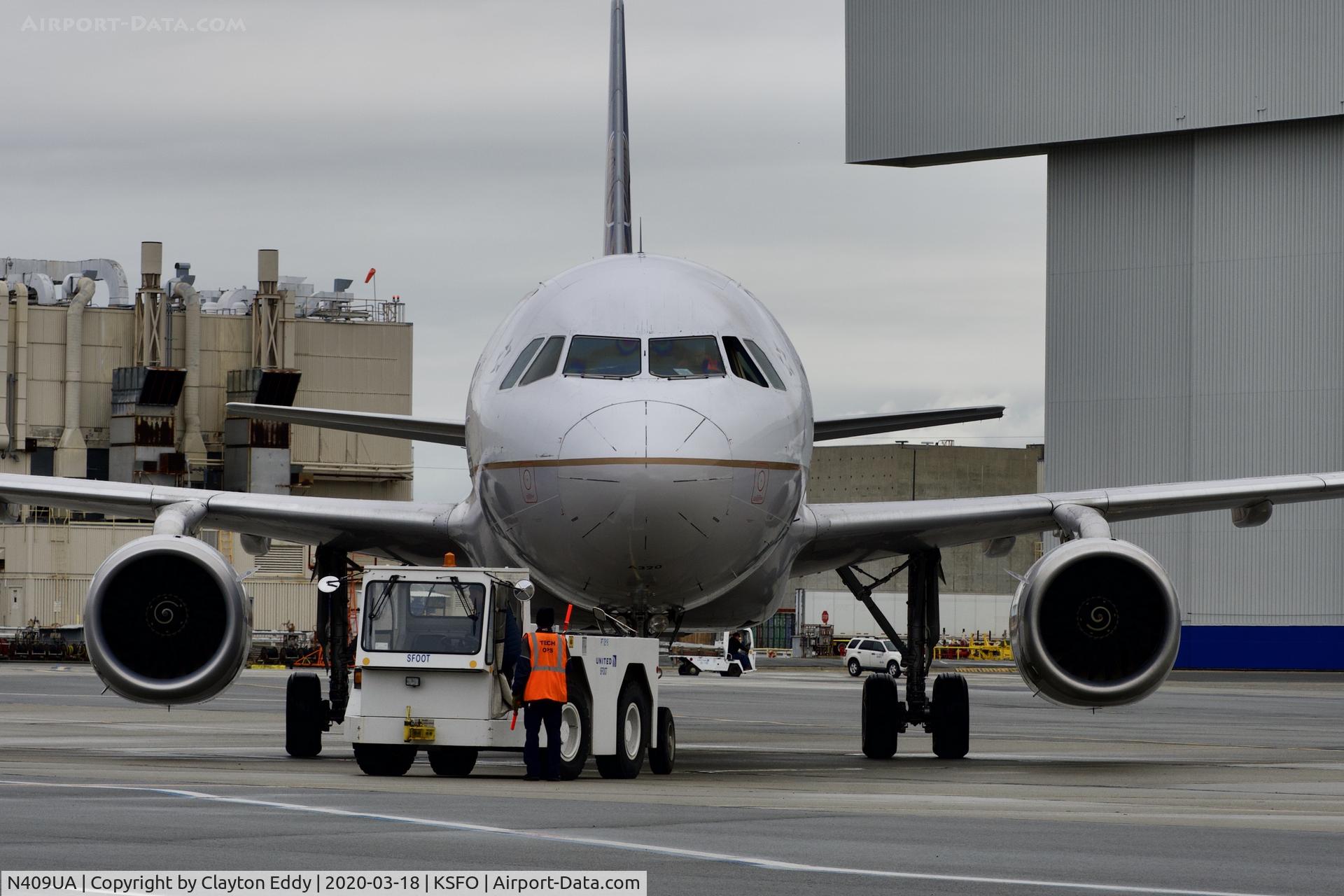 N409UA, 1994 Airbus A320-232 C/N 462, SFO 2020.