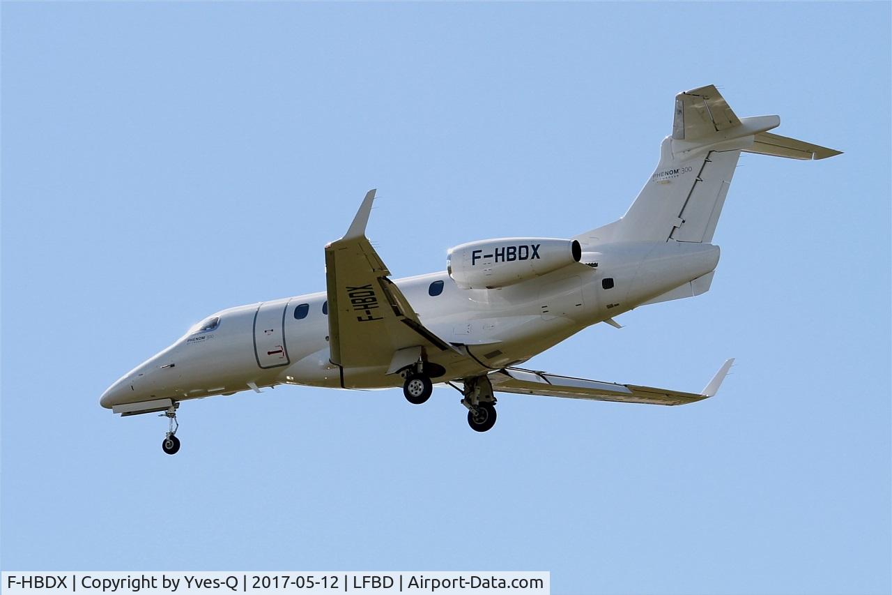 F-HBDX, 2015 Embraer EMB-505 Phenom 300 C/N 50500216, Embraer EMB-505 Phenom 300, On final rwy 23, Bordeaux Mérignac airport (LFBD-BOD)