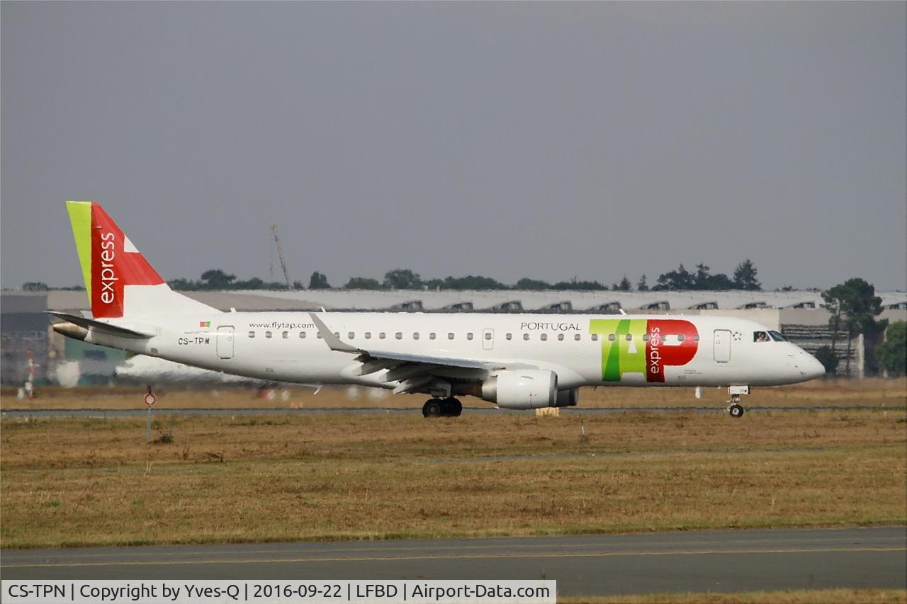 CS-TPN, 1998 Embraer EMB-145EP (ERJ-145EP) C/N 145099, Embraer EMB-145EP, Taxiing, Bordeaux-Mérignac airport (LFBD-BOD)