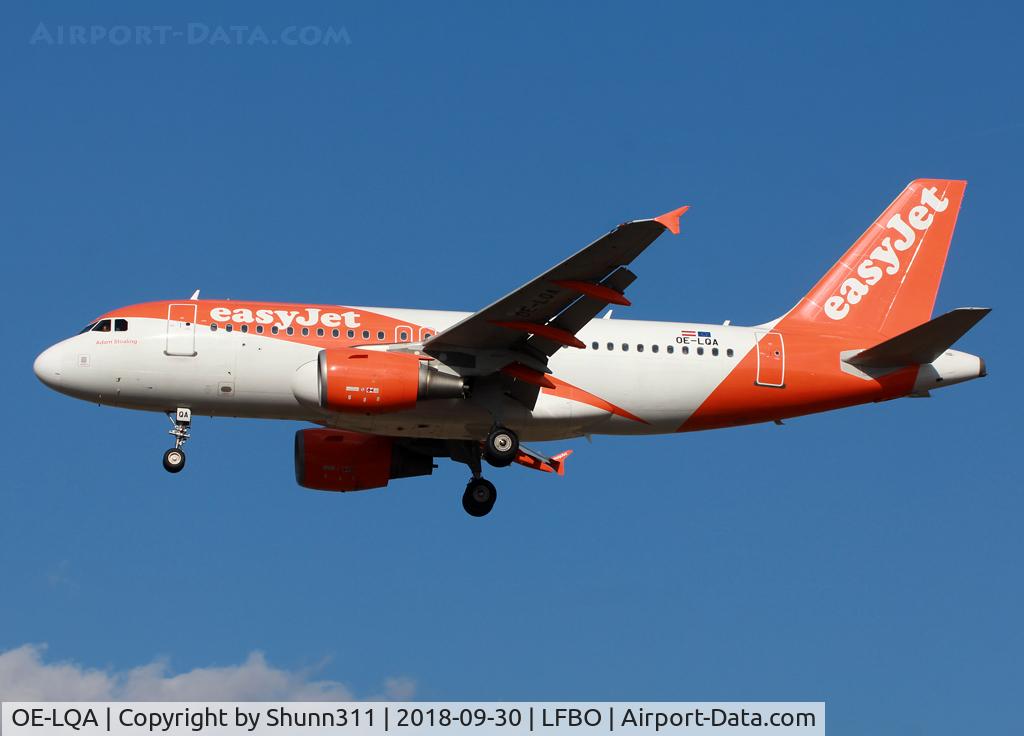 OE-LQA, 2009 Airbus A319-111 C/N 3799, Landing rwy 32L... Named 'Adam Stoaling'