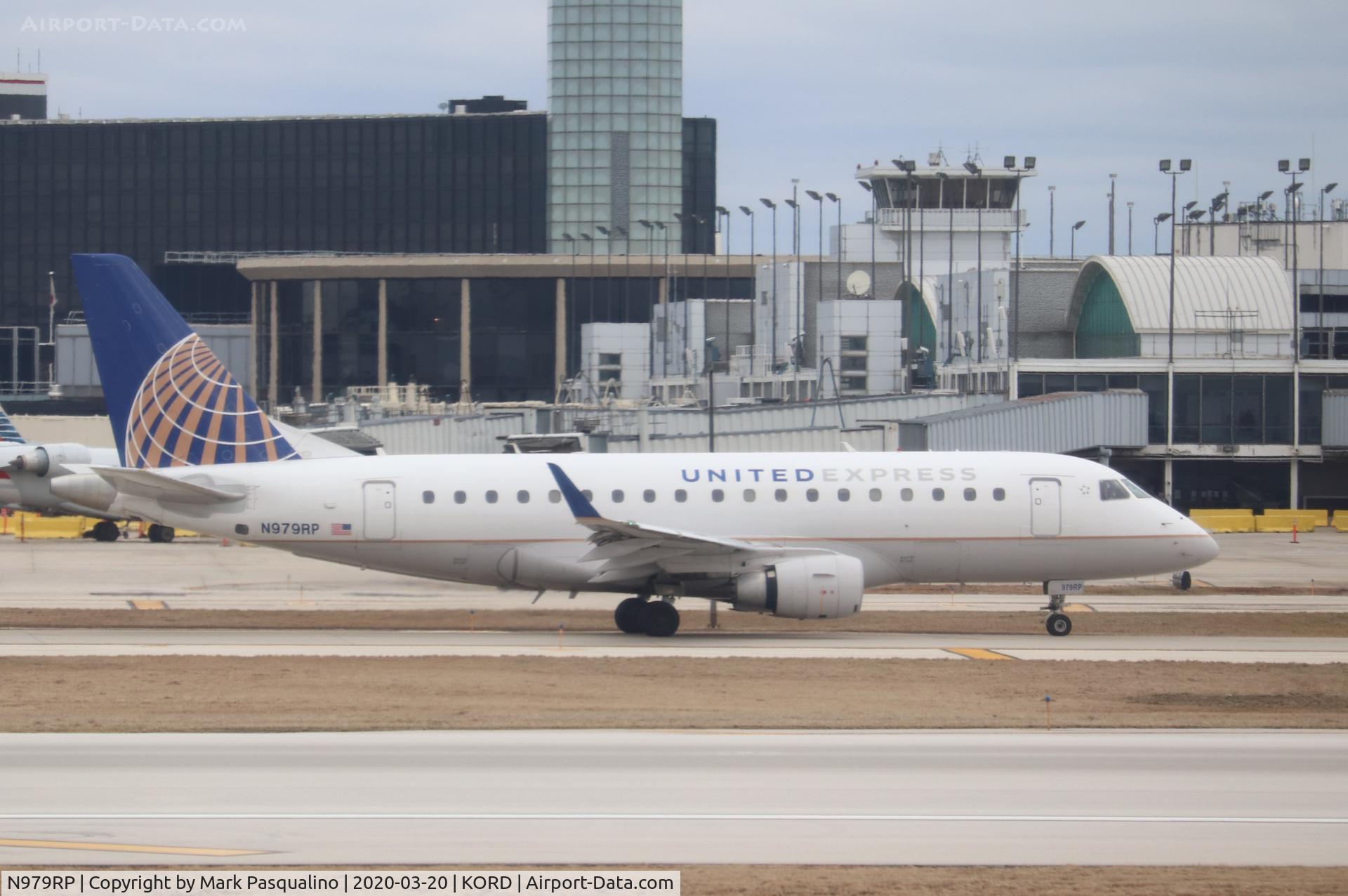 N979RP, 2005 Embraer 170SE (ERJ-170-100SE) C/N 17000088, ERJ-170-100SE