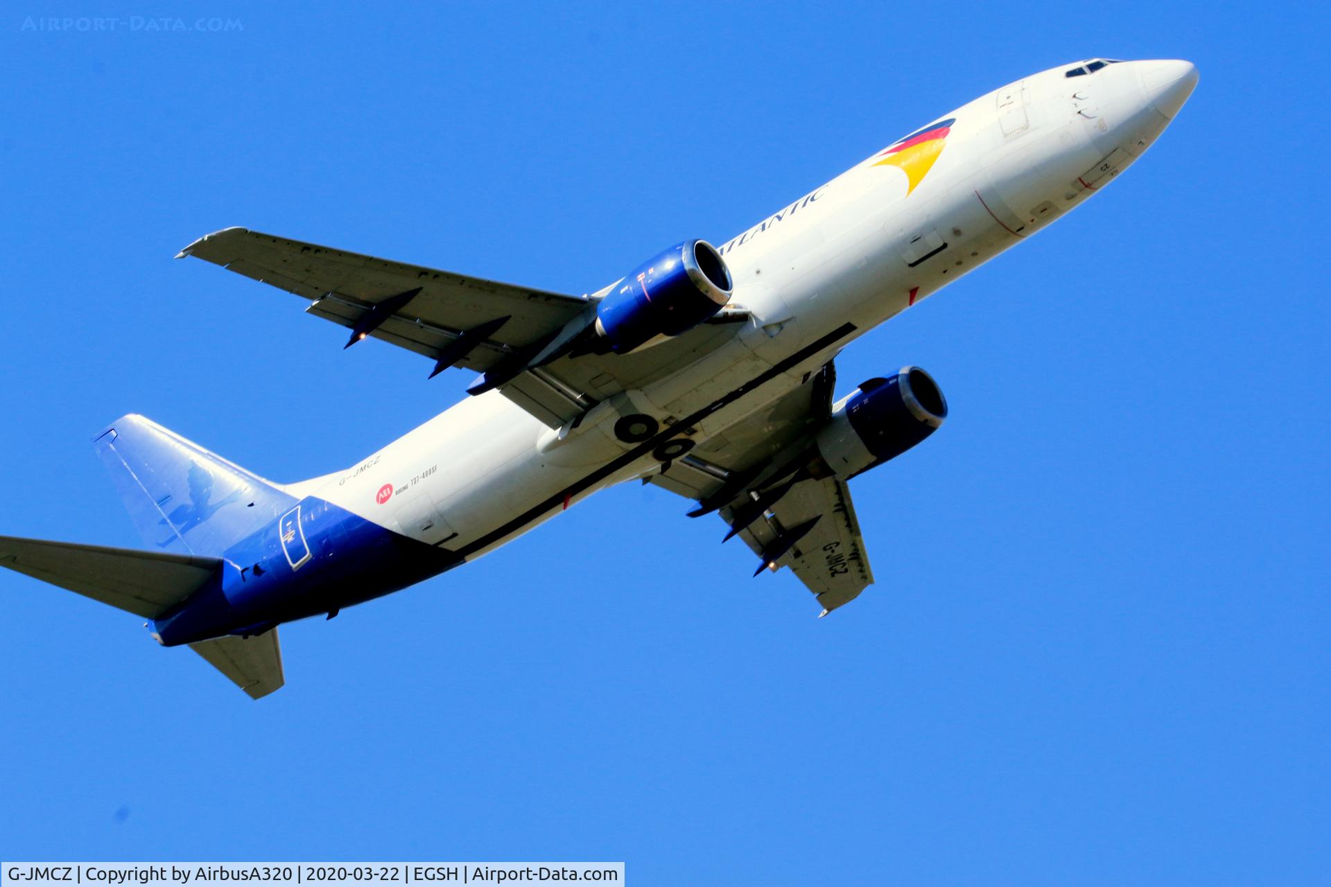 G-JMCZ, 1989 Boeing 737-4K5 C/N 24126, Departing Rwy 09