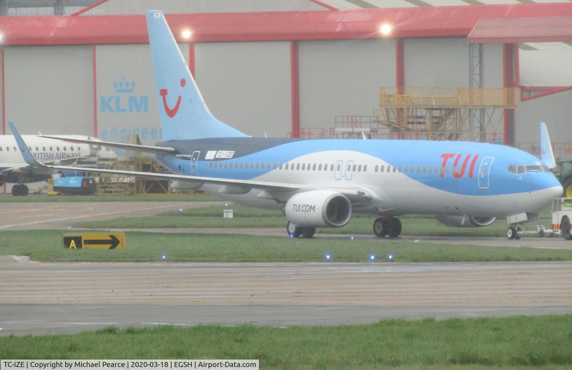 TC-IZE, 2008 Boeing 737-86J C/N 37740, Under tow by Air Livery following respray. Will be G-TUKB.