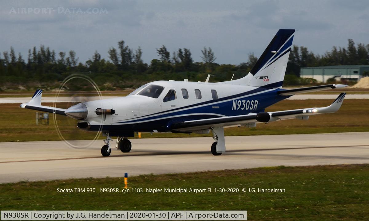 N930SR, 2007 Cirrus SR22 C/N 2706, Taxiing to duty runway.