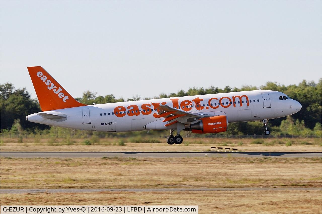 G-EZUR, 2012 Airbus A320-214 C/N 5064, Airbus A320-214, Reverse thrust landing rwy 05, Bordeaux-Mérignac airport (LFBD-BOD)