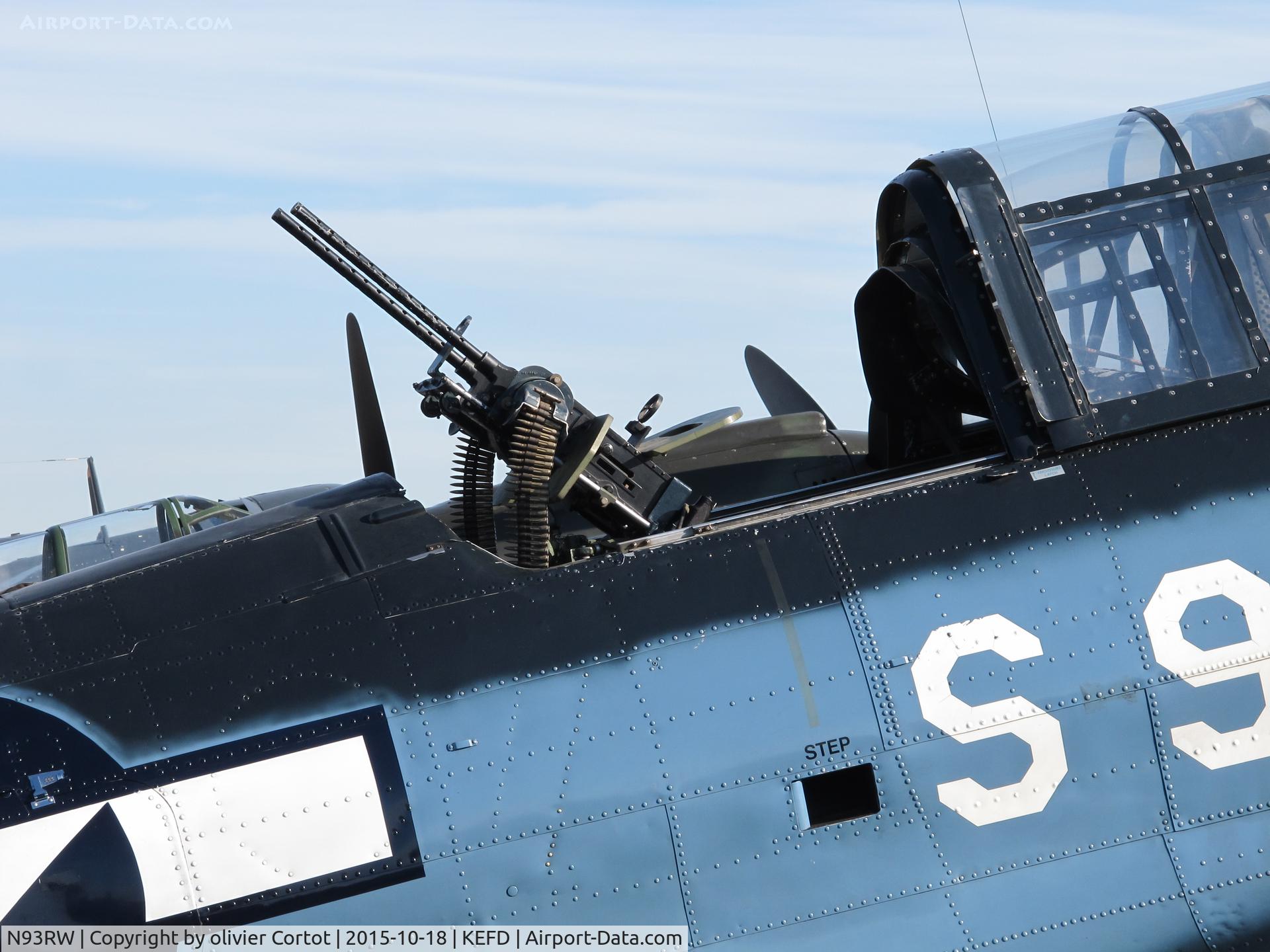 N93RW, 1942 Douglas A-24B C/N 42-54682, view on the rear twin machine guns