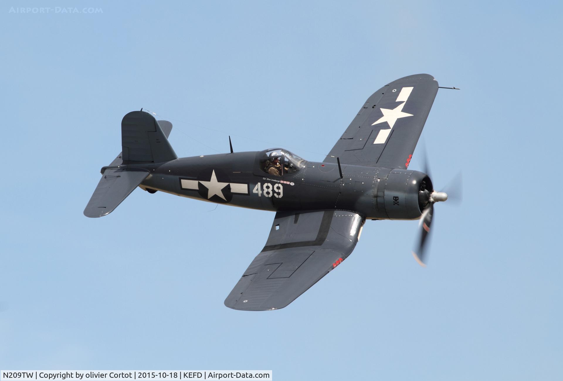N209TW, Goodyear FG-1D Corsair C/N 3750, Wings over Houston