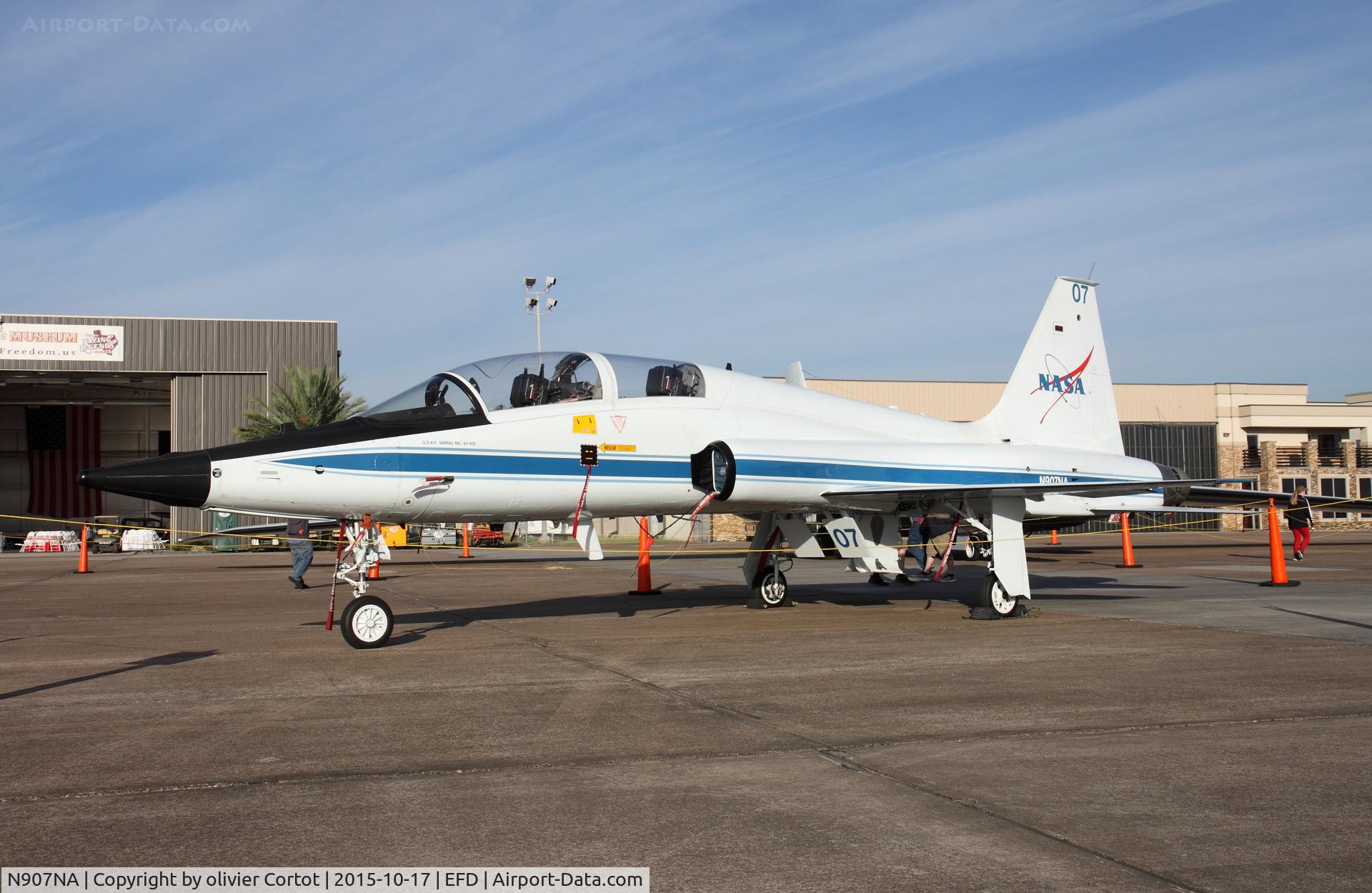 N907NA, Northrop T-38A C/N 61-0912, Houston Static display