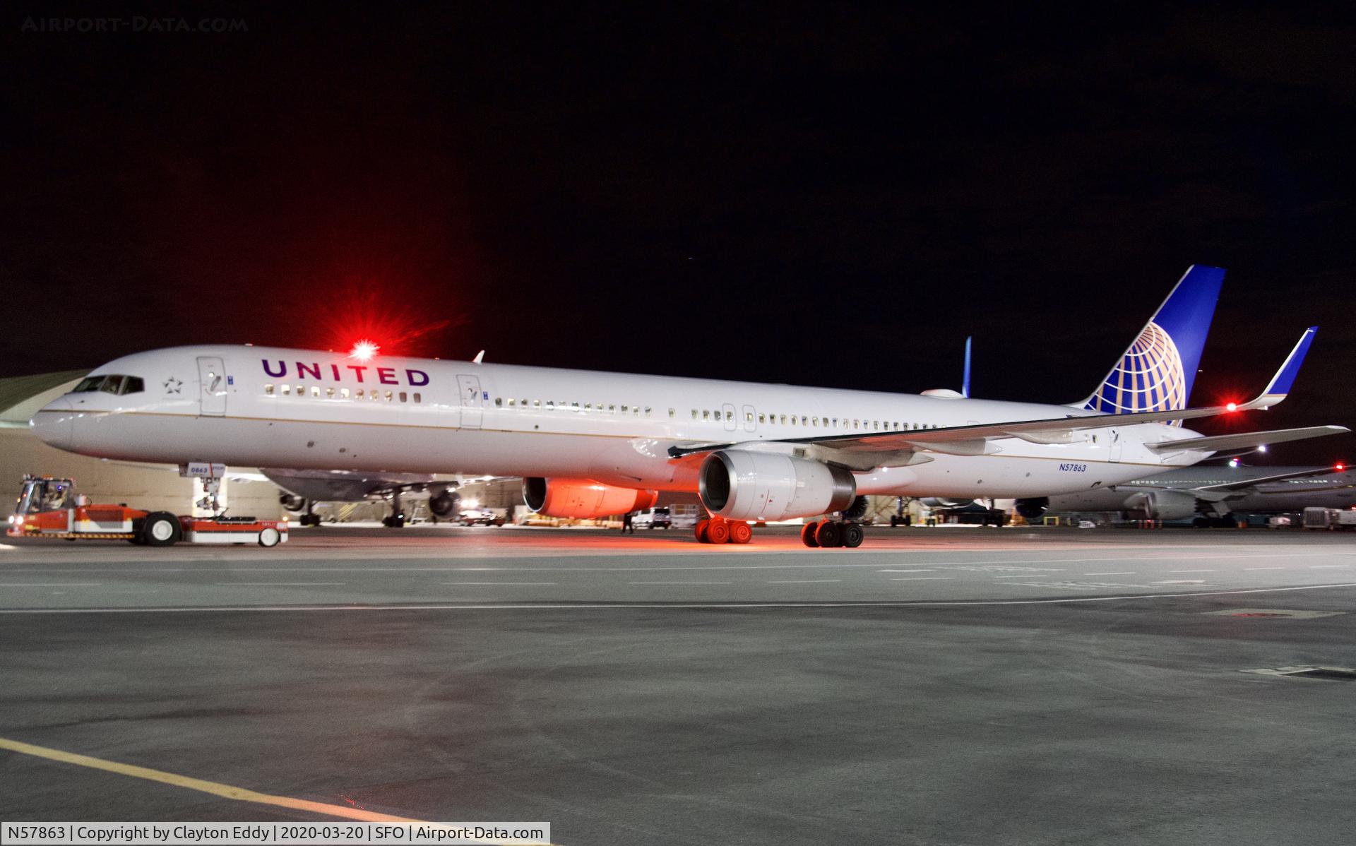 N57863, 2001 Boeing 757-33N C/N 32587, SFO 2020.