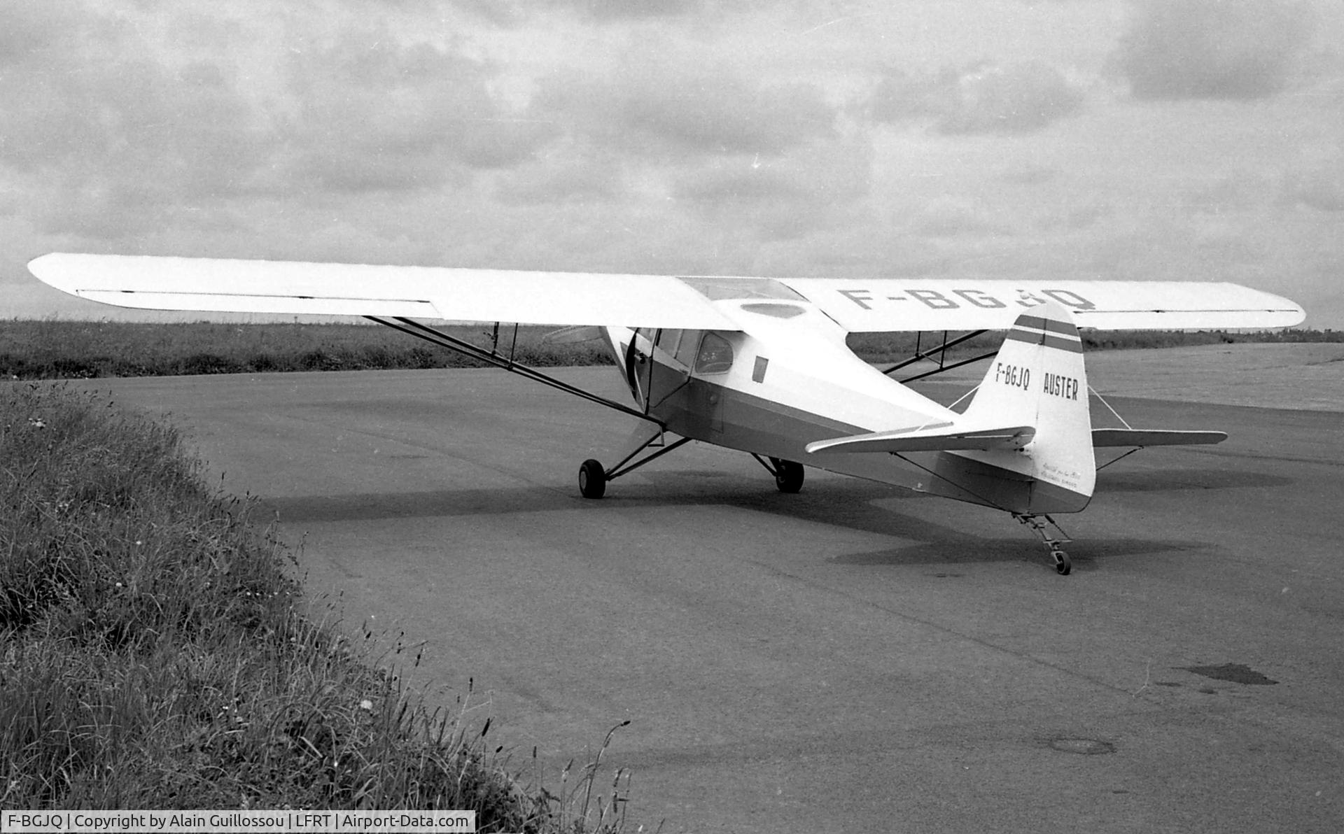 F-BGJQ, 1946 Auster J-2 Arrow C/N 2378, Owner in 1965 : Aéroclub des Côtes du Nord