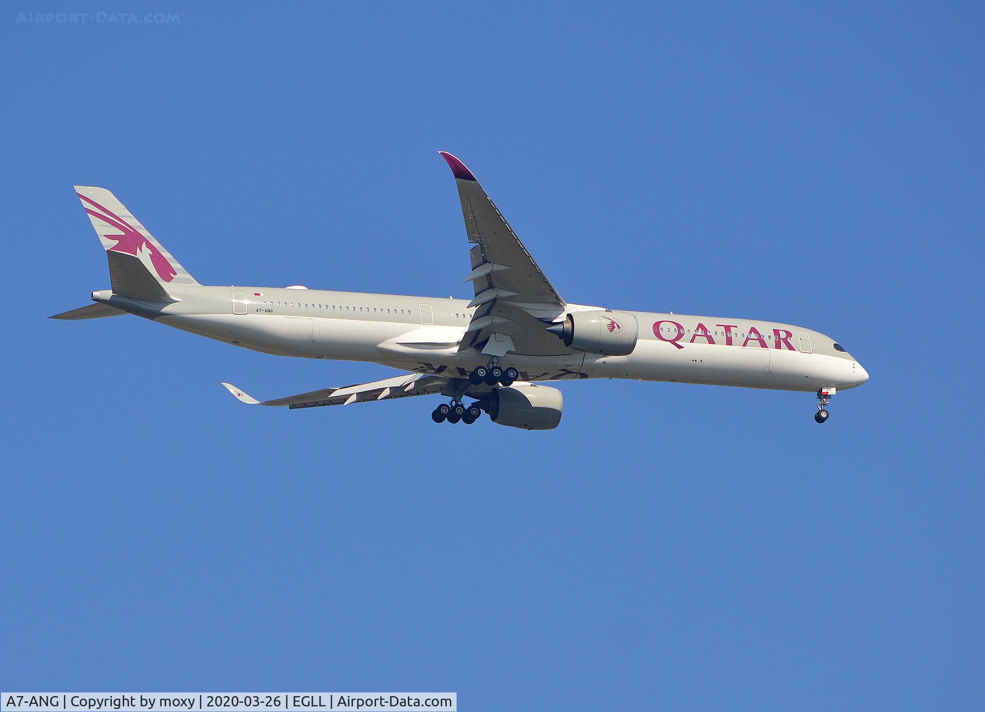 A7-ANG, 2019 Airbus A350-1041 C/N 215, Airbus A350-1041 on finals to London Heathrow.