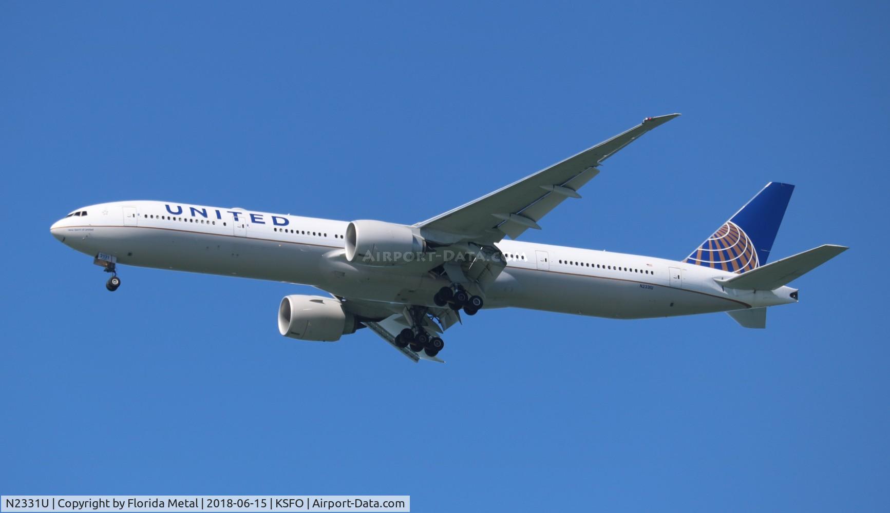 N2331U, 2016 Boeing 777-322/ER C/N 62642, United