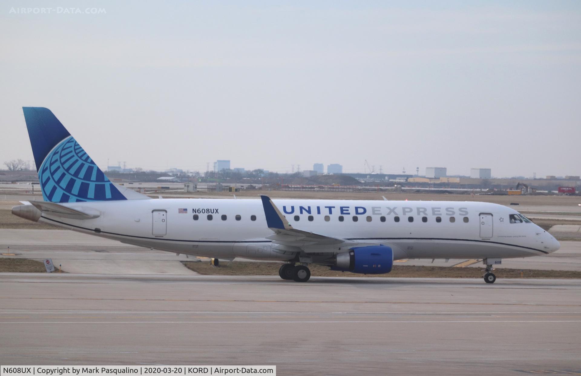 N608UX, 2019 Embraer 175LR (ERJ-170-200LR) C/N 17000806, ERJ-170-200LR