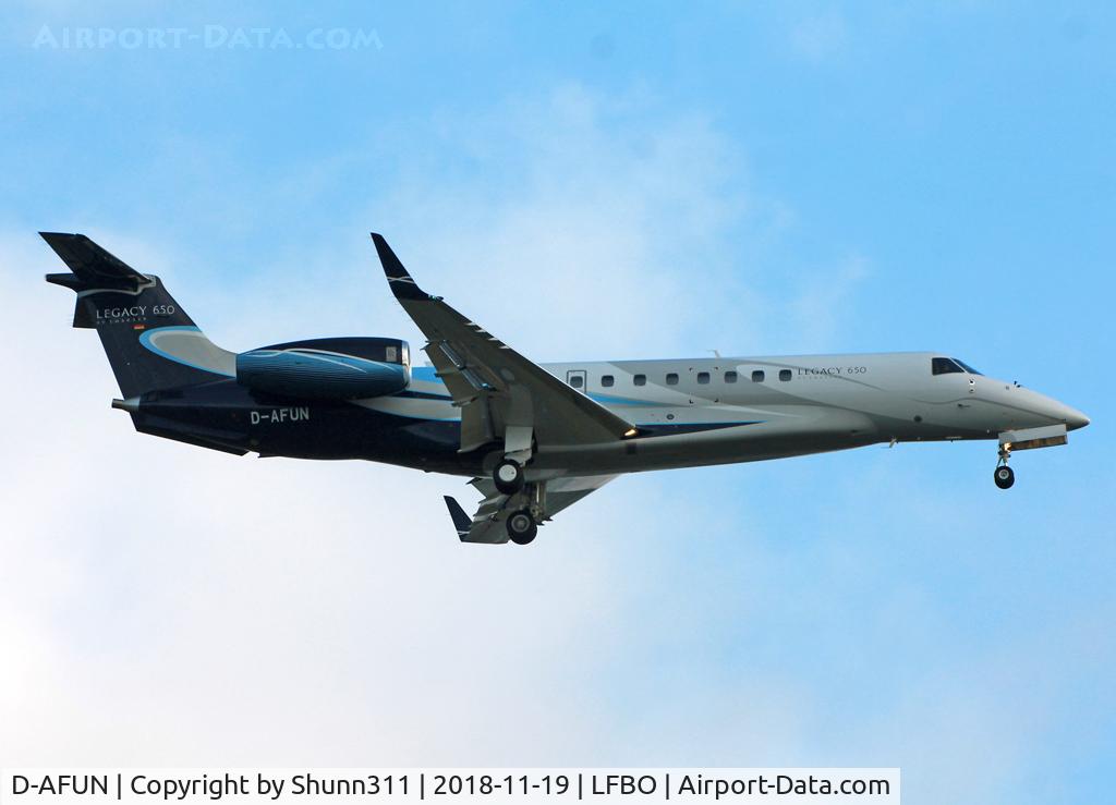 D-AFUN, 2013 Embraer EMB-135BJ Legacy 650 C/N 14501168, Landing rwy 32L