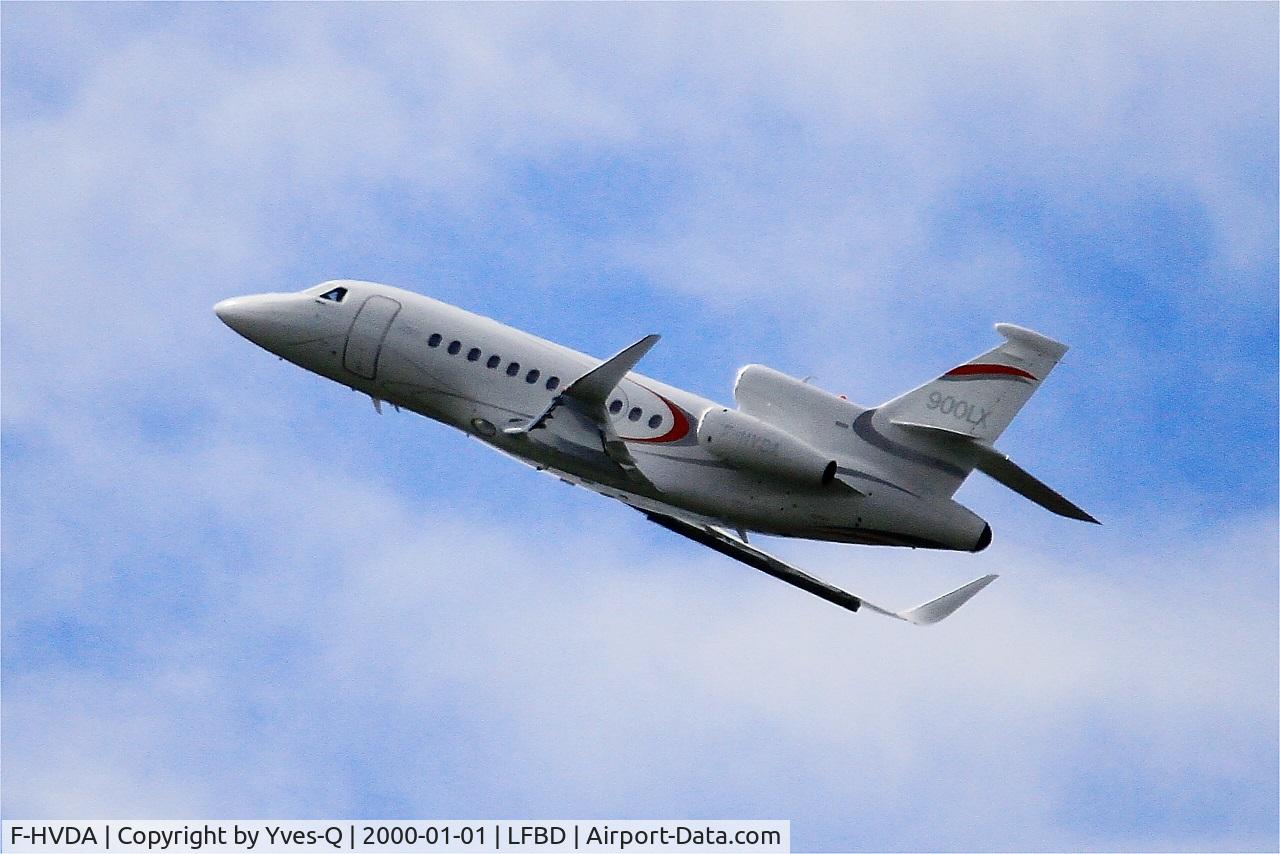 F-HVDA, 2015 Dassault Falcon 900LX C/N 300, Dassault Falcon 900LX, Climbing from rwy 23, Bordeaux-Mérignac airport (LFBD-BOD)