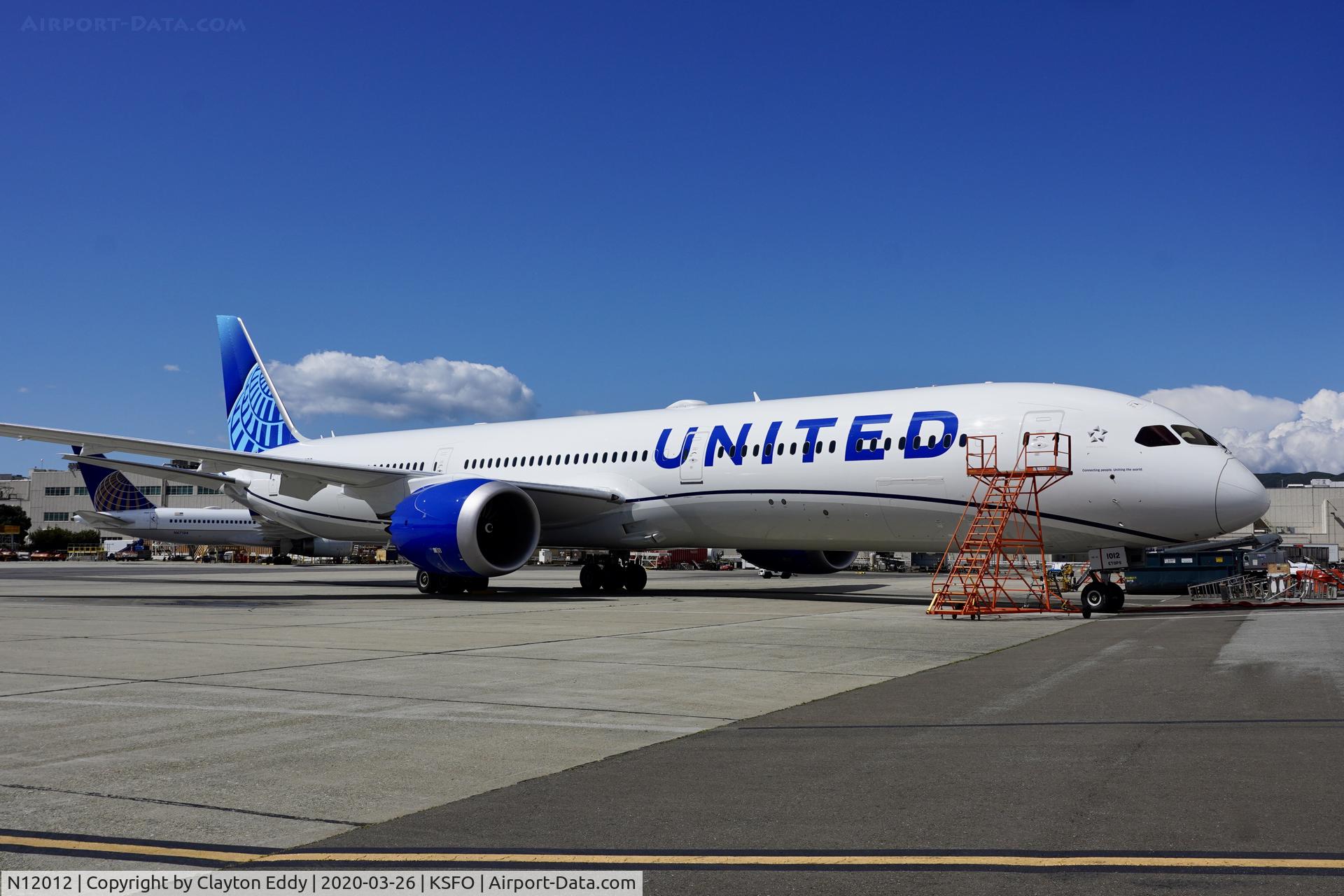 N12012, 2020 Boeing 787-10 Dreamliner Dreamliner C/N 60145, SFO. 2020.