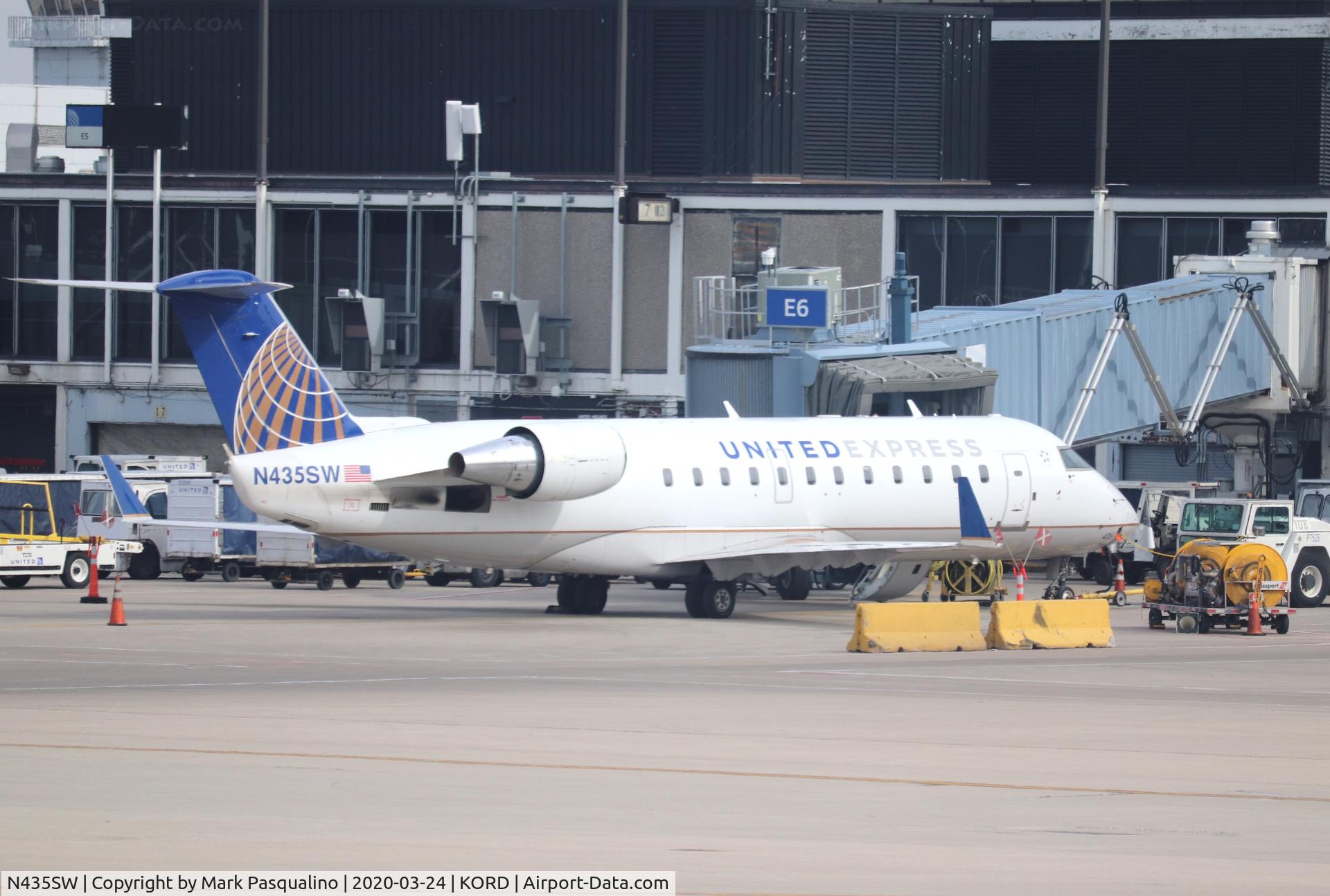 N435SW, 2001 Bombardier CRJ-200LR (CL-600-2B19) C/N 7555, CL-600-2B19
