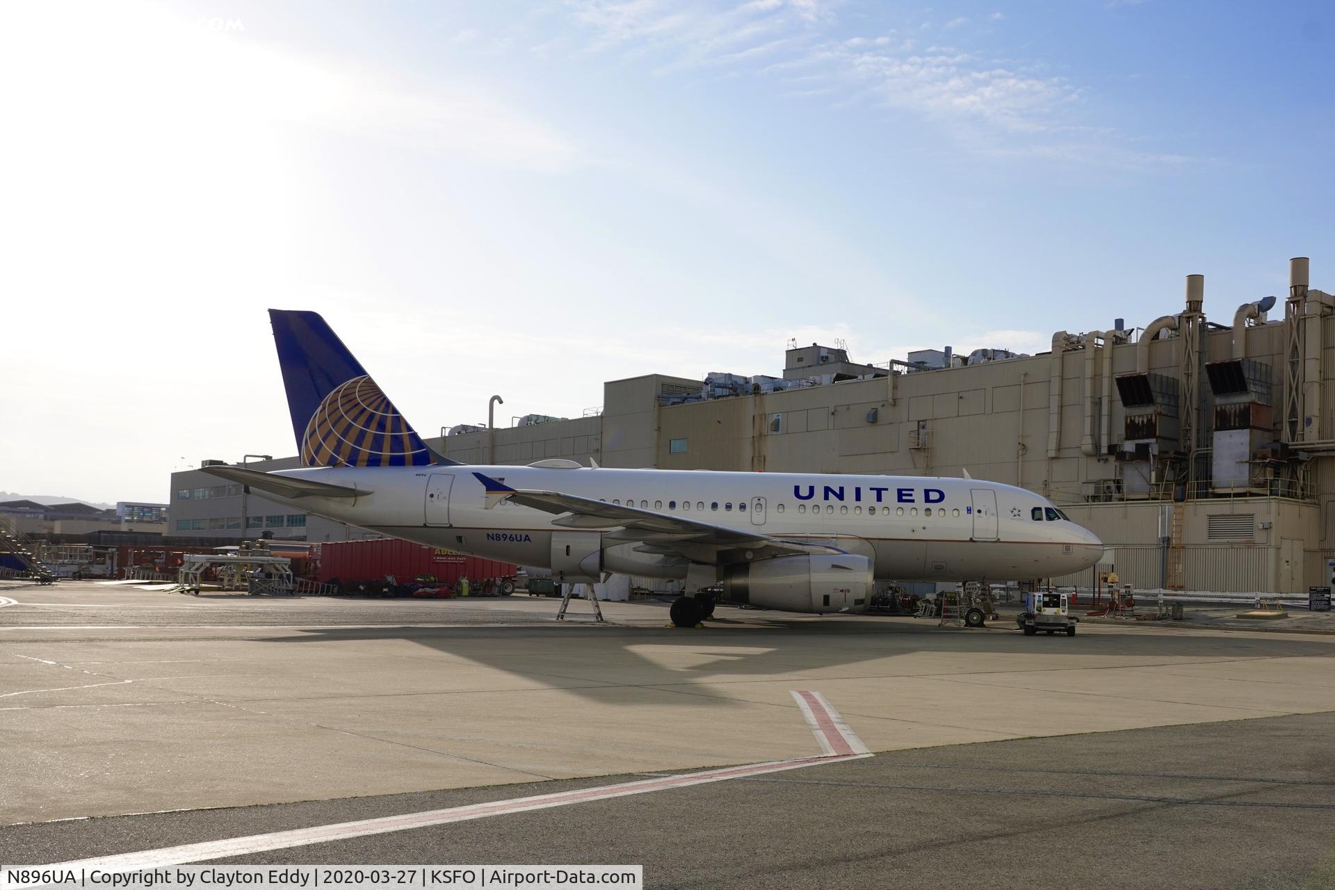 N896UA, 2007 Airbus A319-132 C/N 3144, SFO 2020.