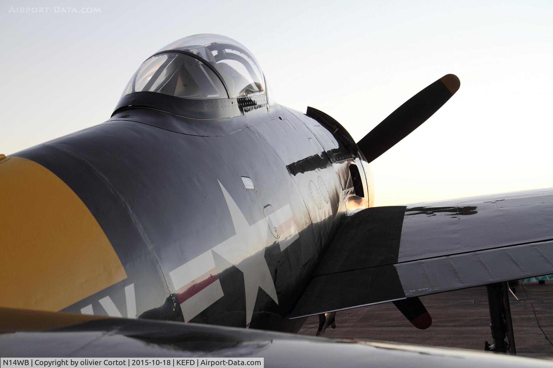 N14WB, Grumman F8F-2 (G58) Bearcat C/N D.1148, Houston in the morning