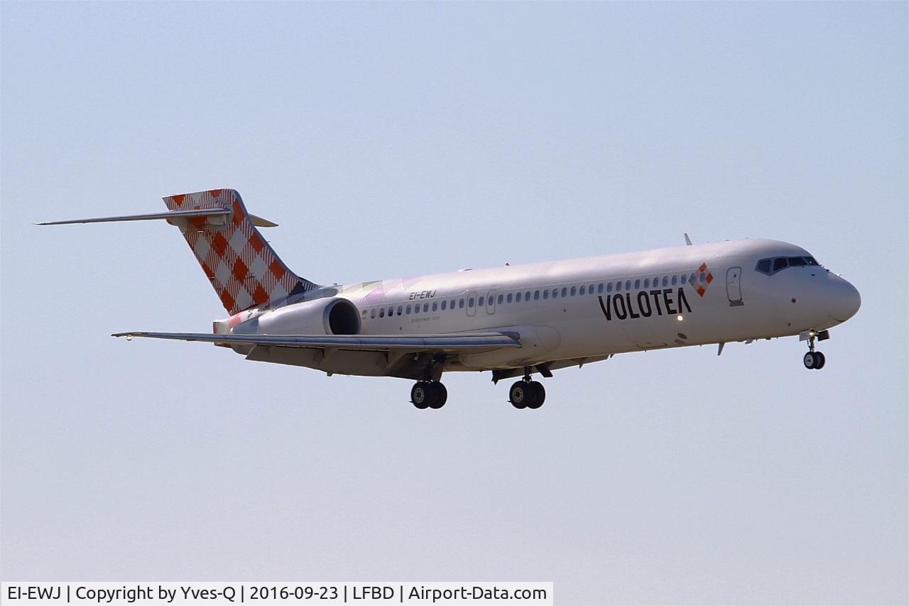 EI-EWJ, 2003 Boeing 717-2BL C/N 55171/5121, Boeing 717-2BL, Short approach rwy 05, Bordeaux Mérignac airport (LFBD-BOD)