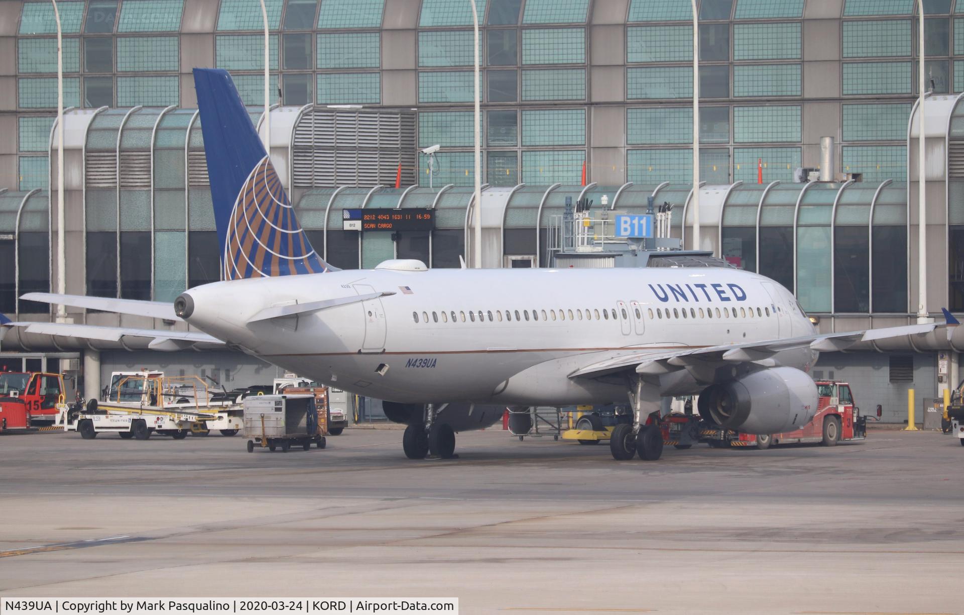N439UA, 1997 Airbus A320-232 C/N 683, Airbus A320-232